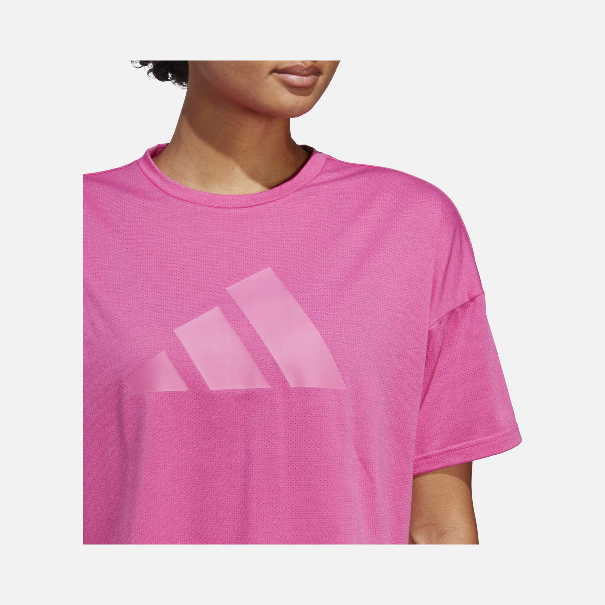 adidas Train Icons 3 Bar Logo Short-Sleeve Kadın Tişört