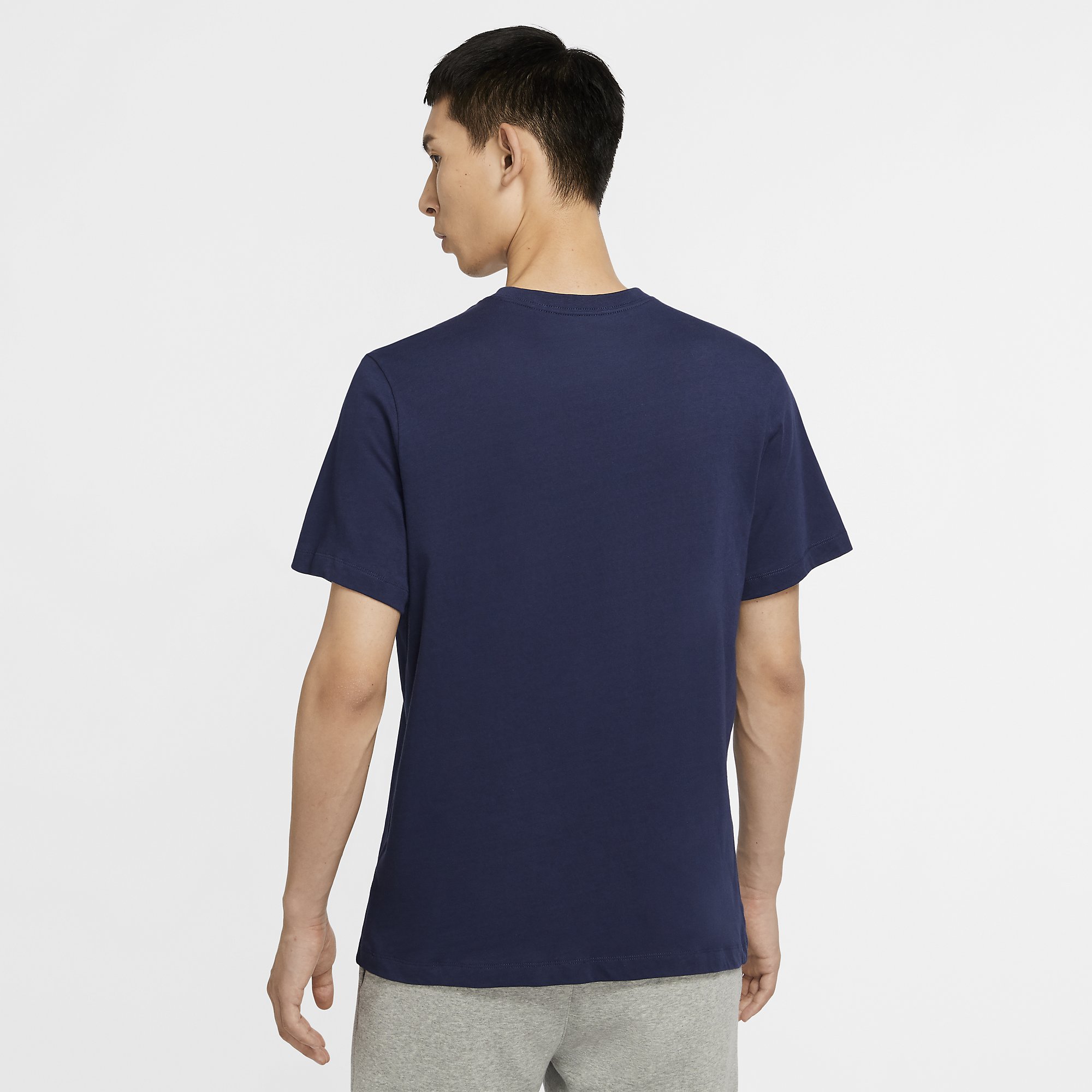 Nike Sportswear Erkek Tişört