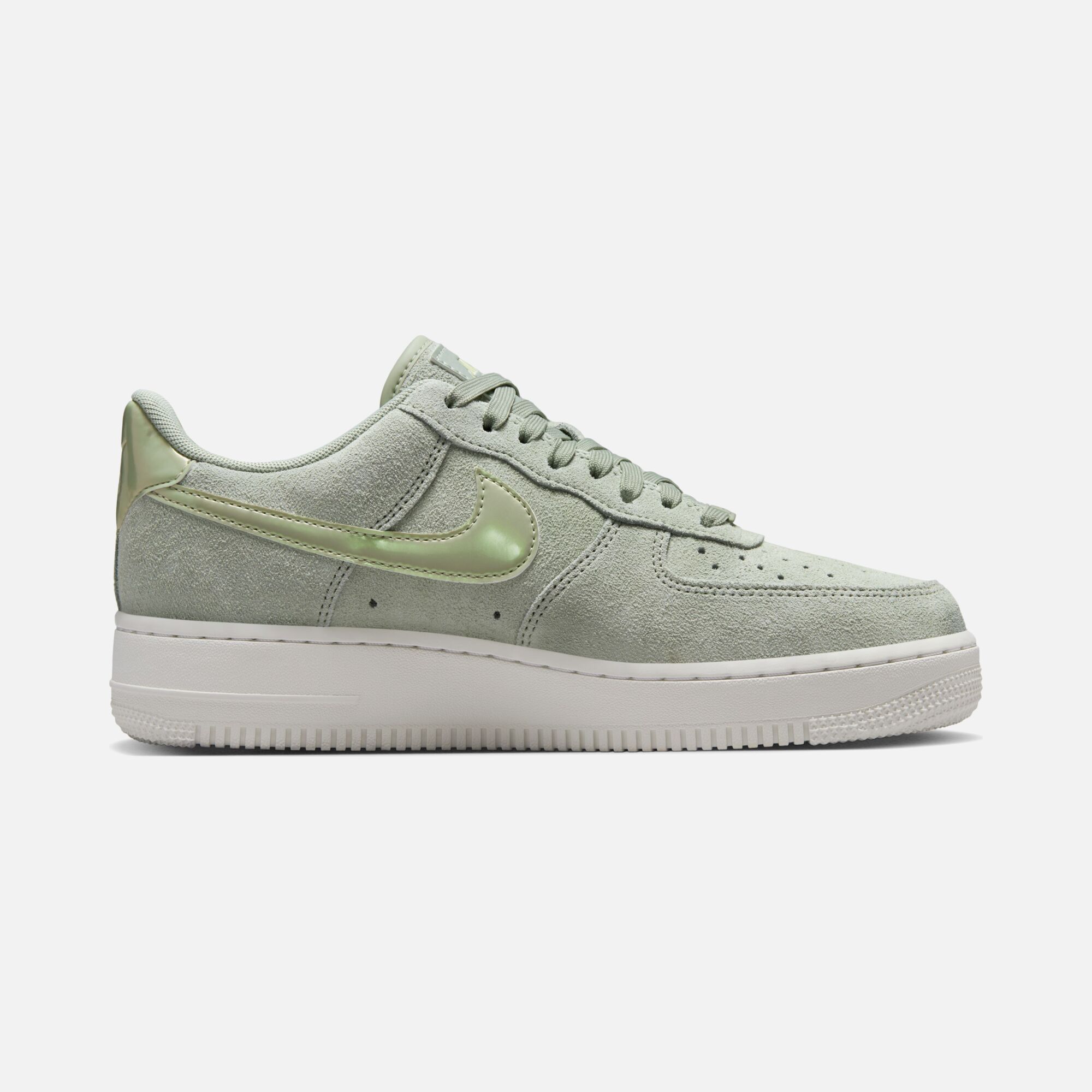 Nike Air Force 1 '07 SE ''Suede Upper'' Kadın Spor Ayakkabı