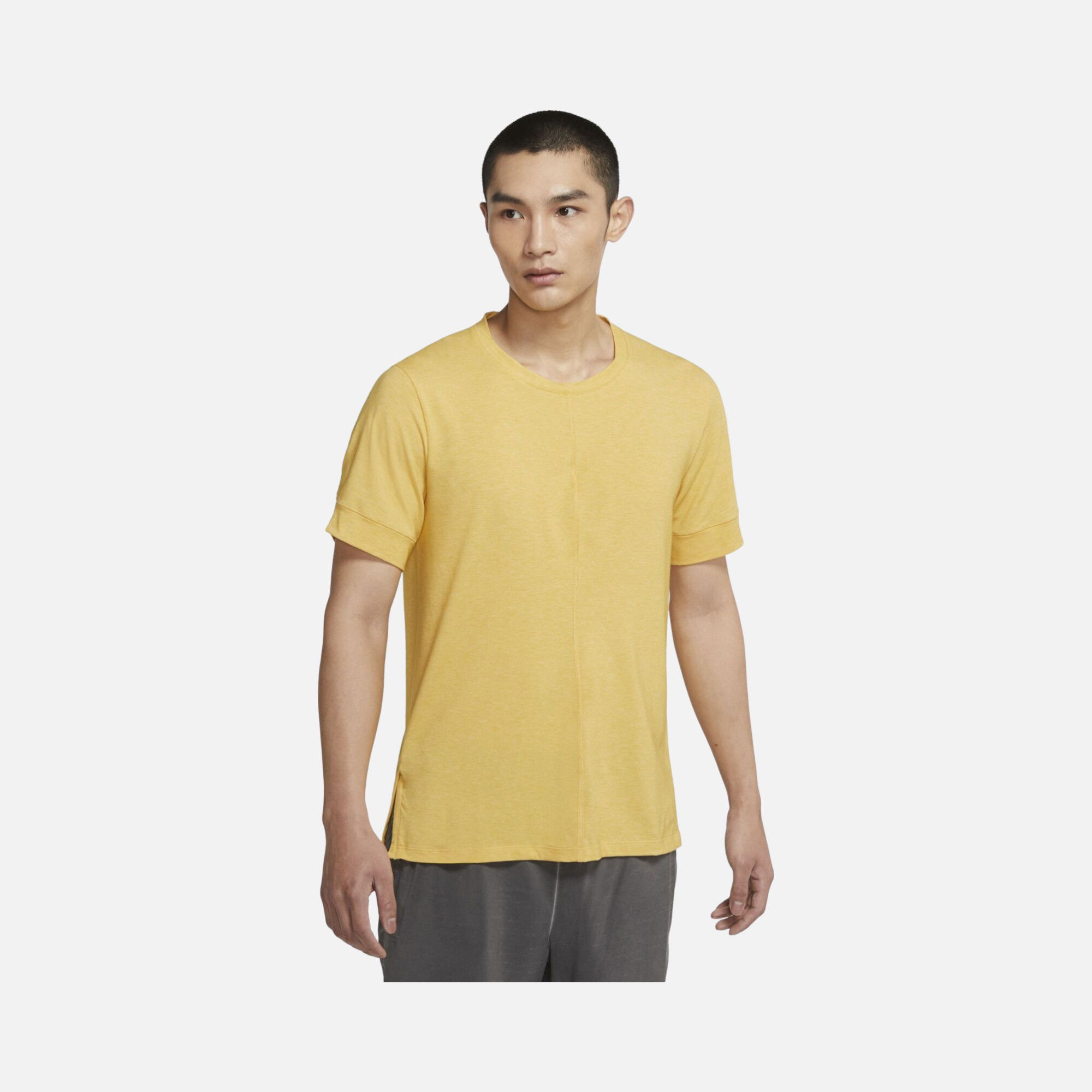 Nike Yoga Dri-Fit Short-Sleeve Top Erkek Tişört