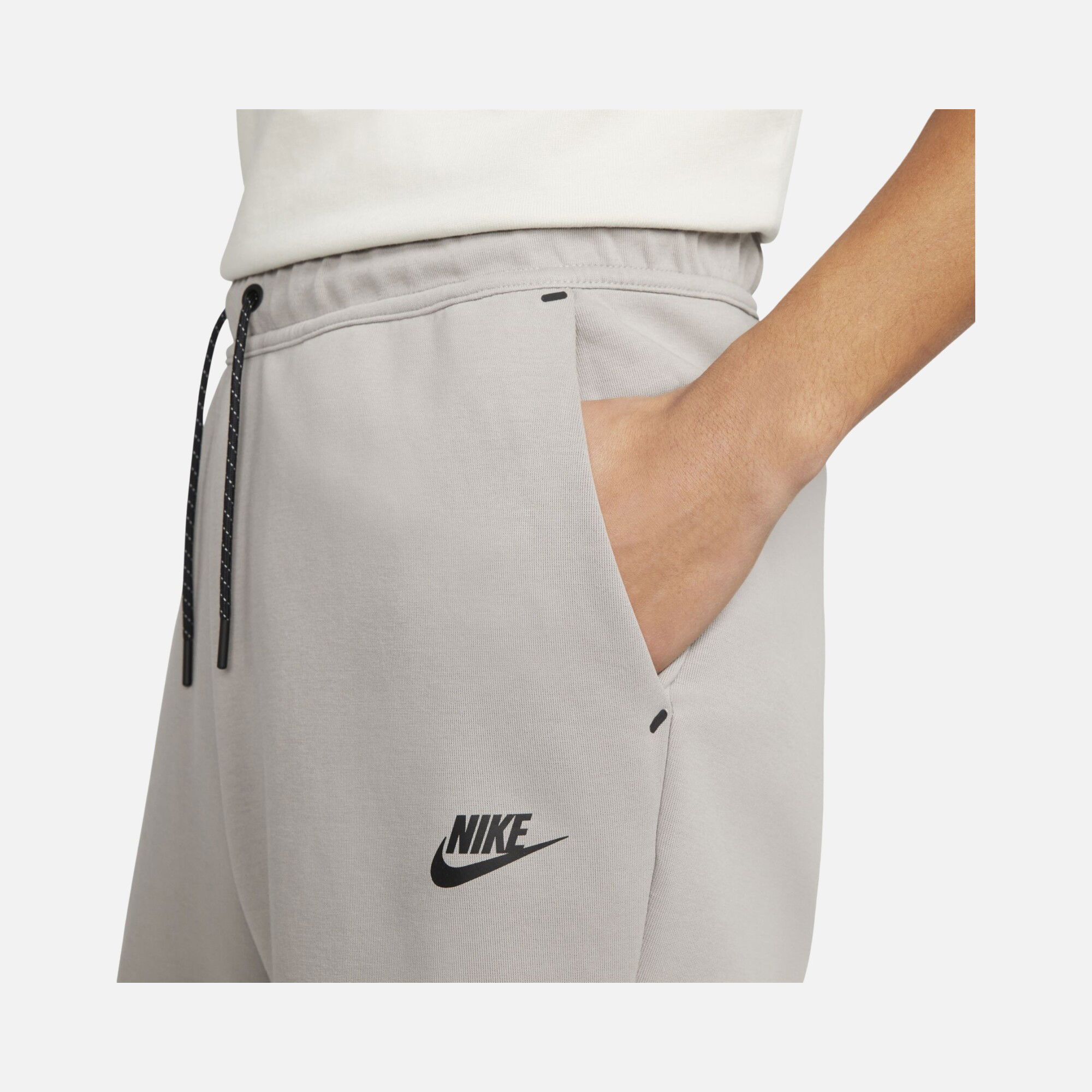 Nike Sportswear Tech Fleece SS22 Erkek Şort