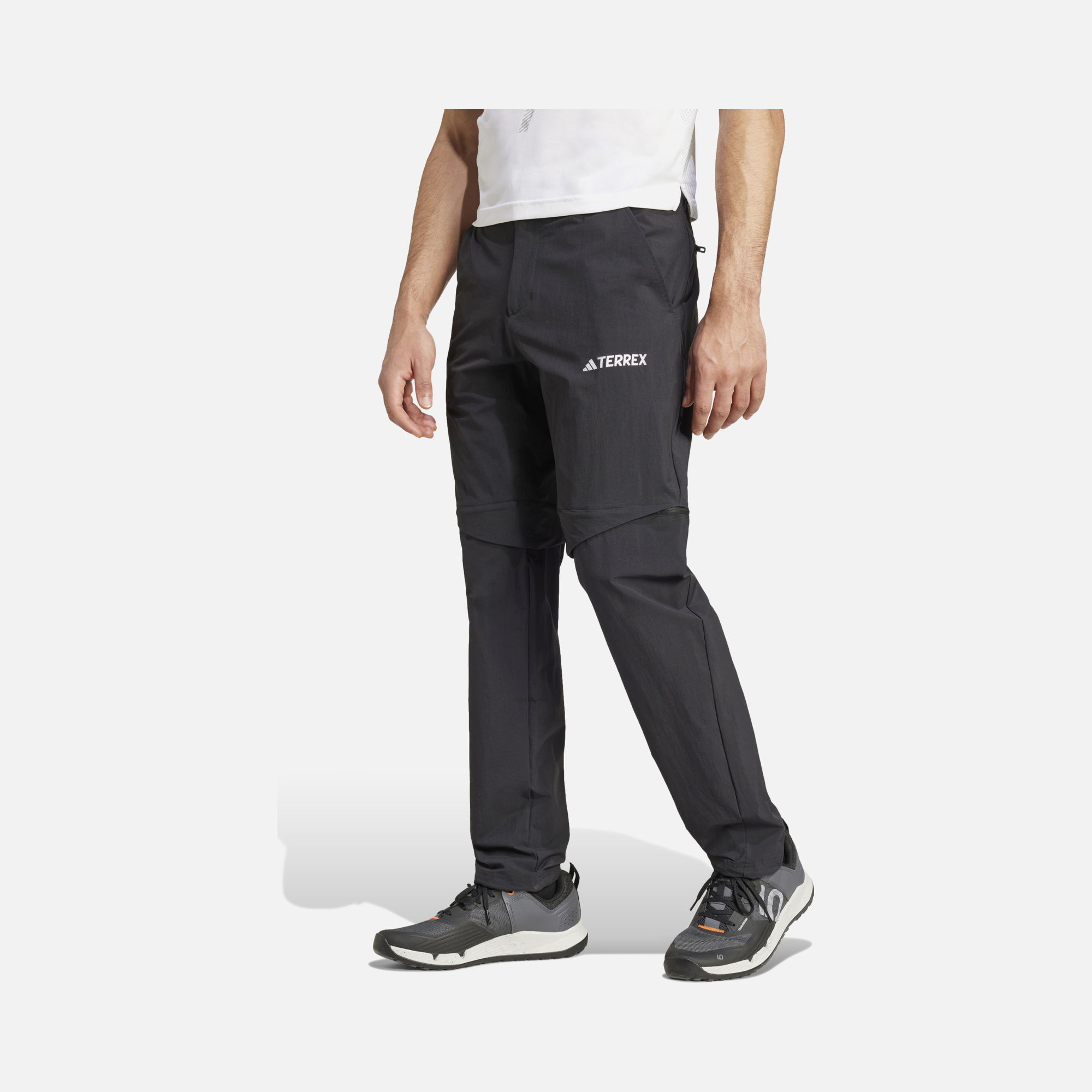 adidas Terrex Multi Zip Off 2-in-1 Regular-Fit Convertible Hiking Erkek Pantolon
