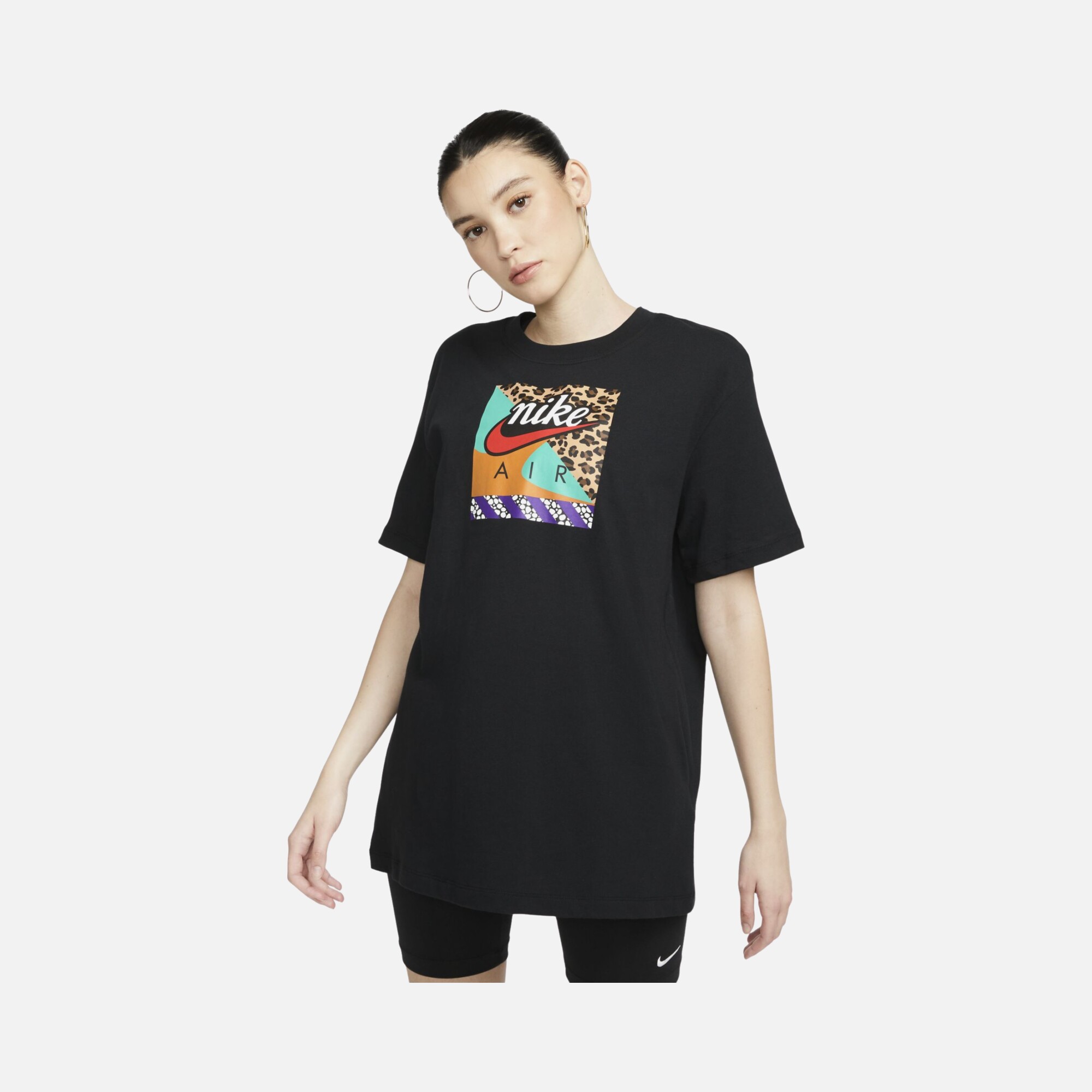 Nike Sportswear Air Loom Leopard Graphic Boy Friend Short-Sleeve Kadın Tişört