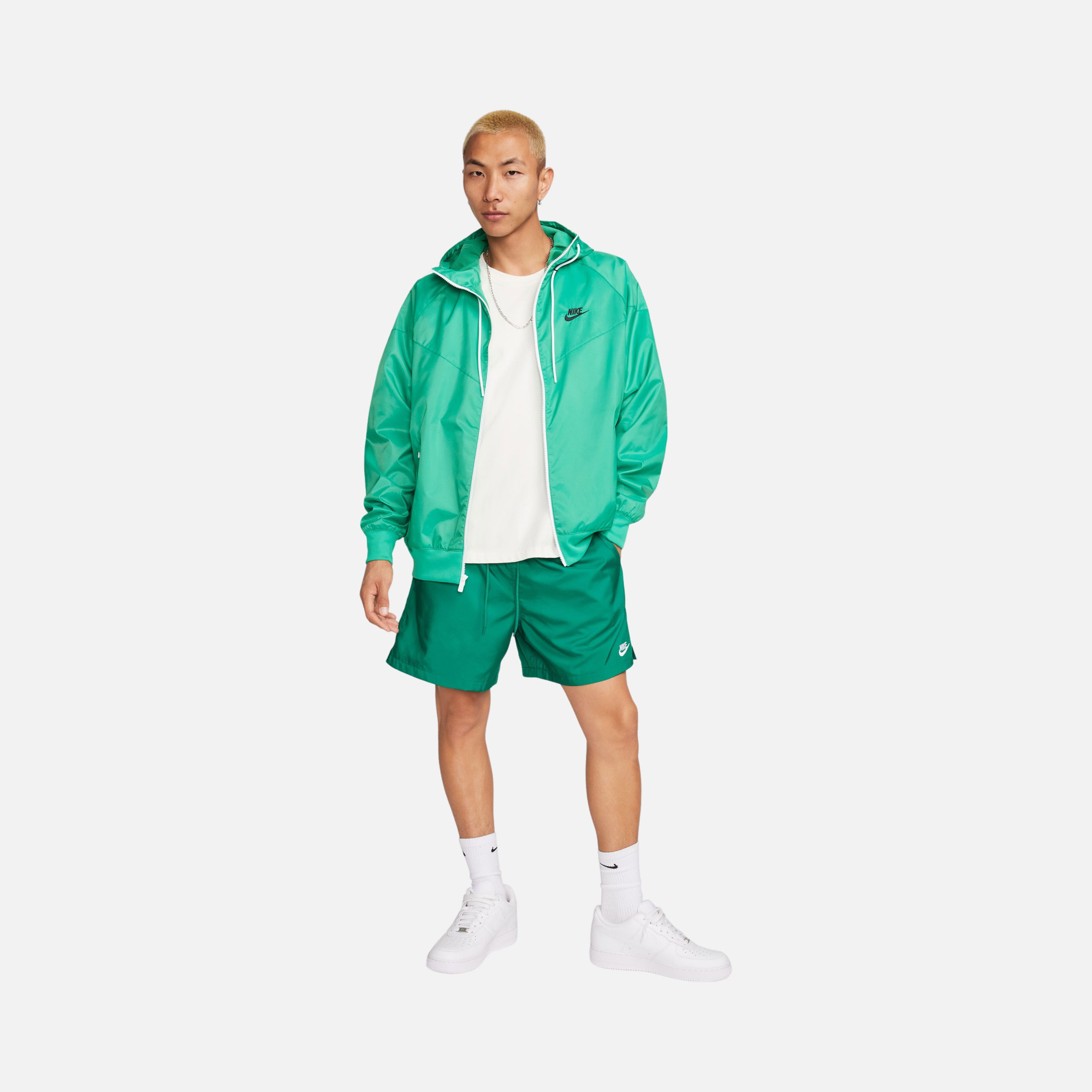 Nike Sportswear Club+ Flow Versatile Weave Loose Erkek Şort