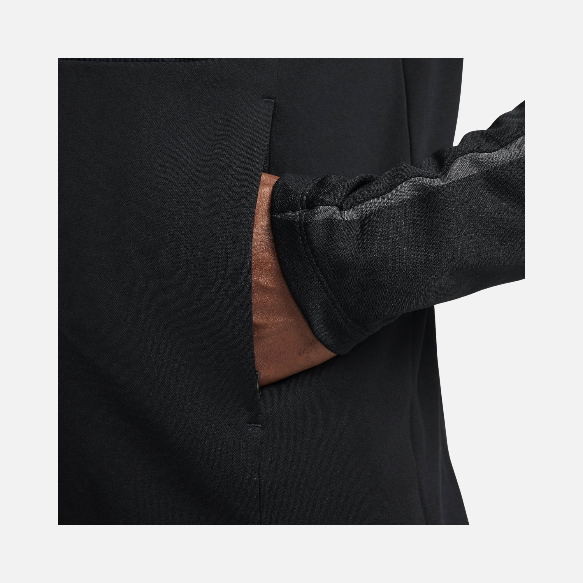 Nike Academy Winter Warrior Therma-Fit 1/2-Zip Soccer Erkek Sweatshirt