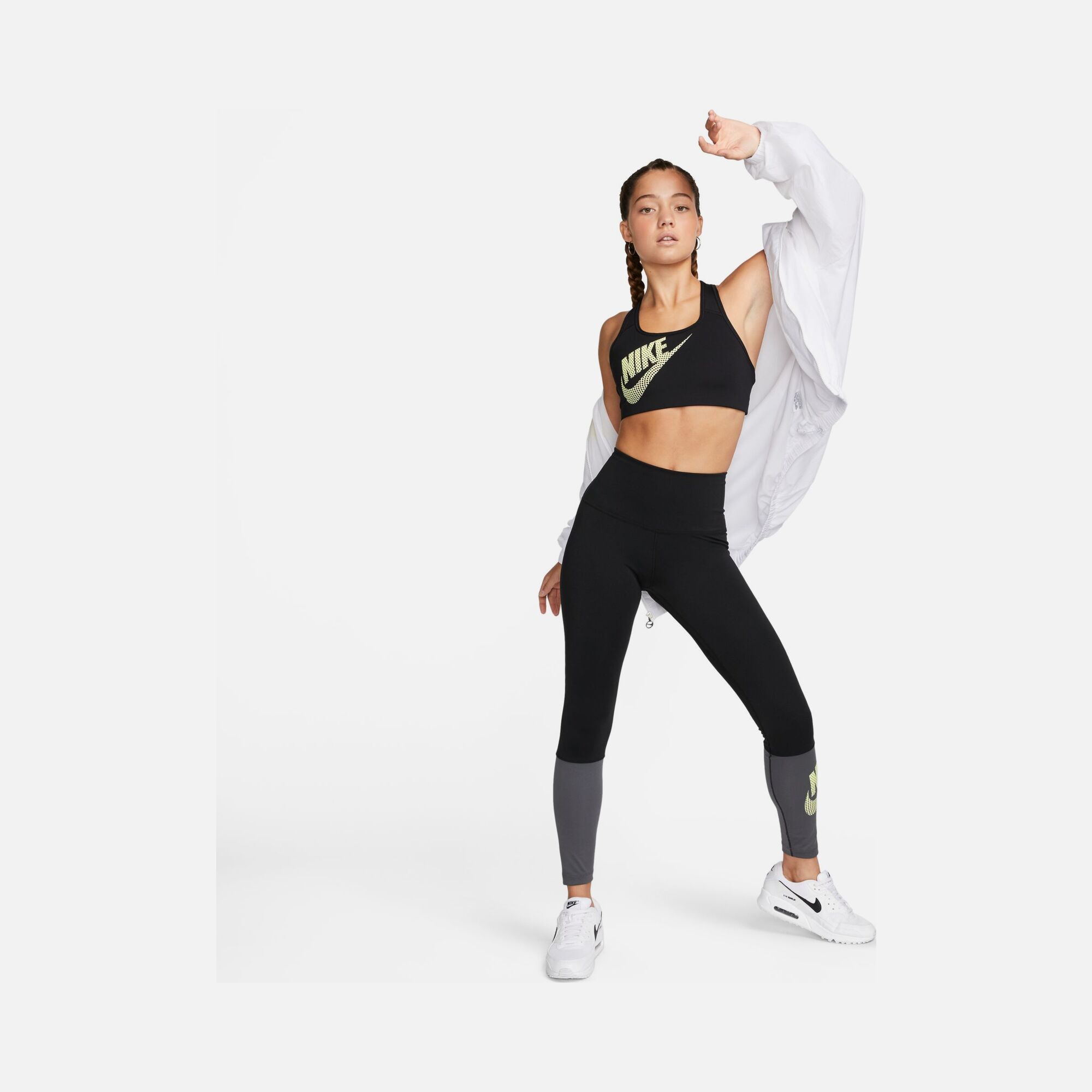 Nike Dri-Fit Swoosh Medium-Support Non-Padded Dance Training Kadın Bra