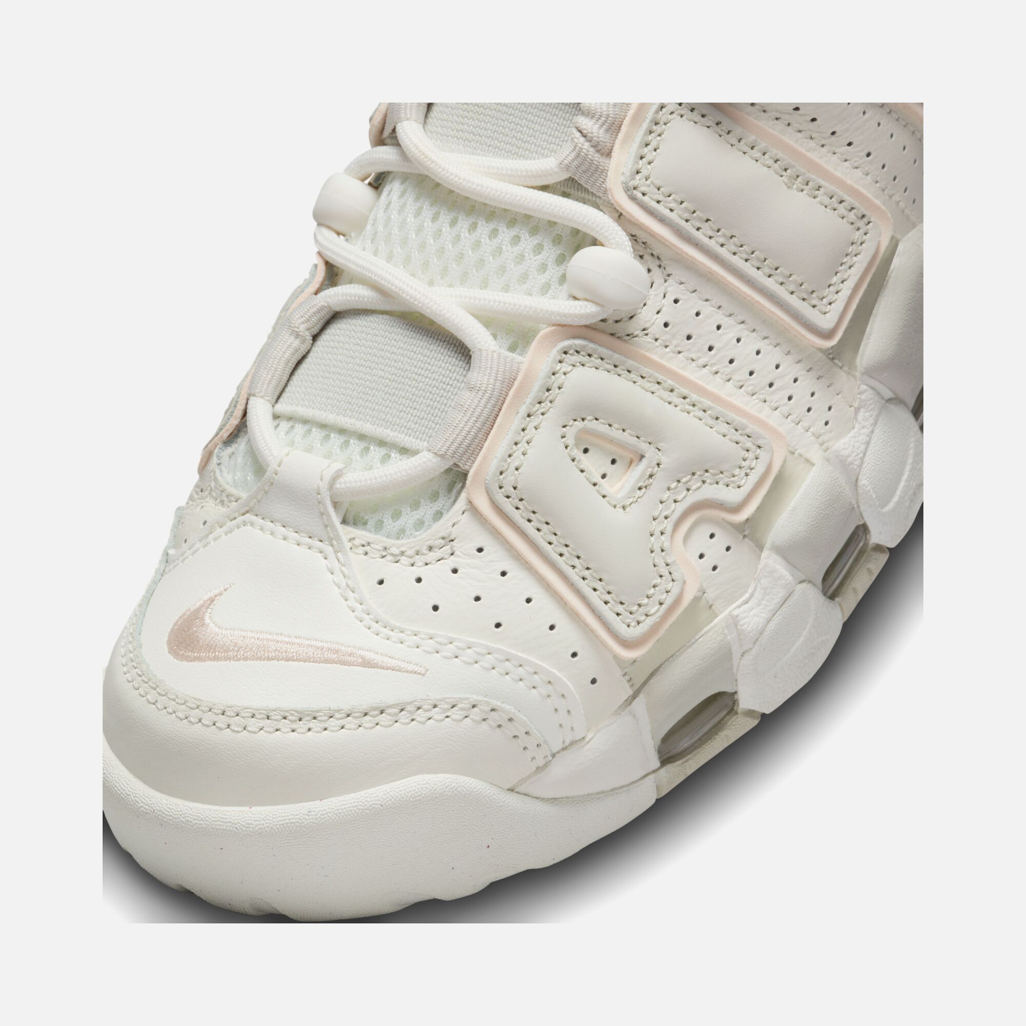 Nike Air More Uptempo ''An Off-Court Fave'' Kadın Spor Ayakkabı