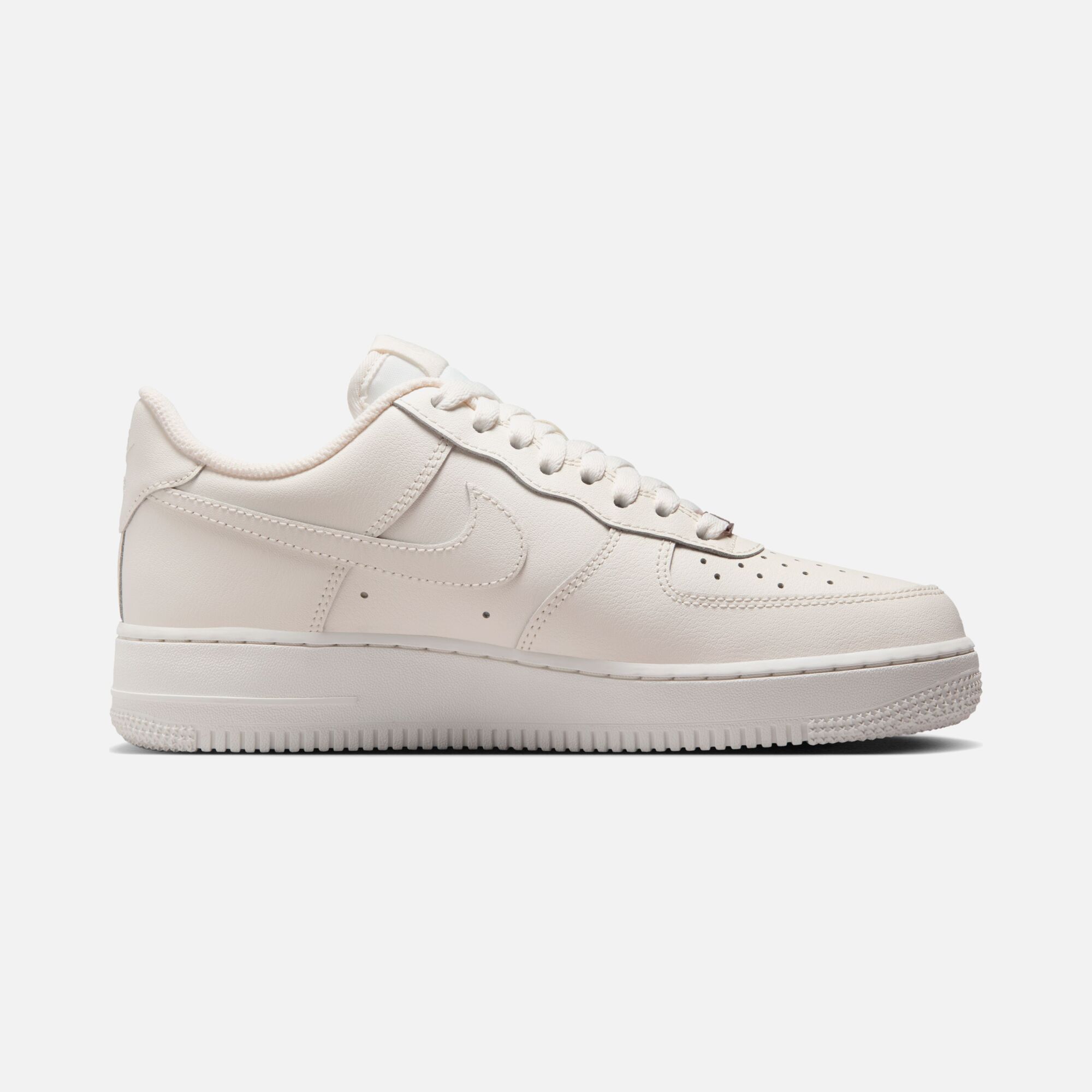 Nike Air Force 1 '07 LX ''Liquid Metal Swoosh Detail'' Kadın Spor Ayakkabı