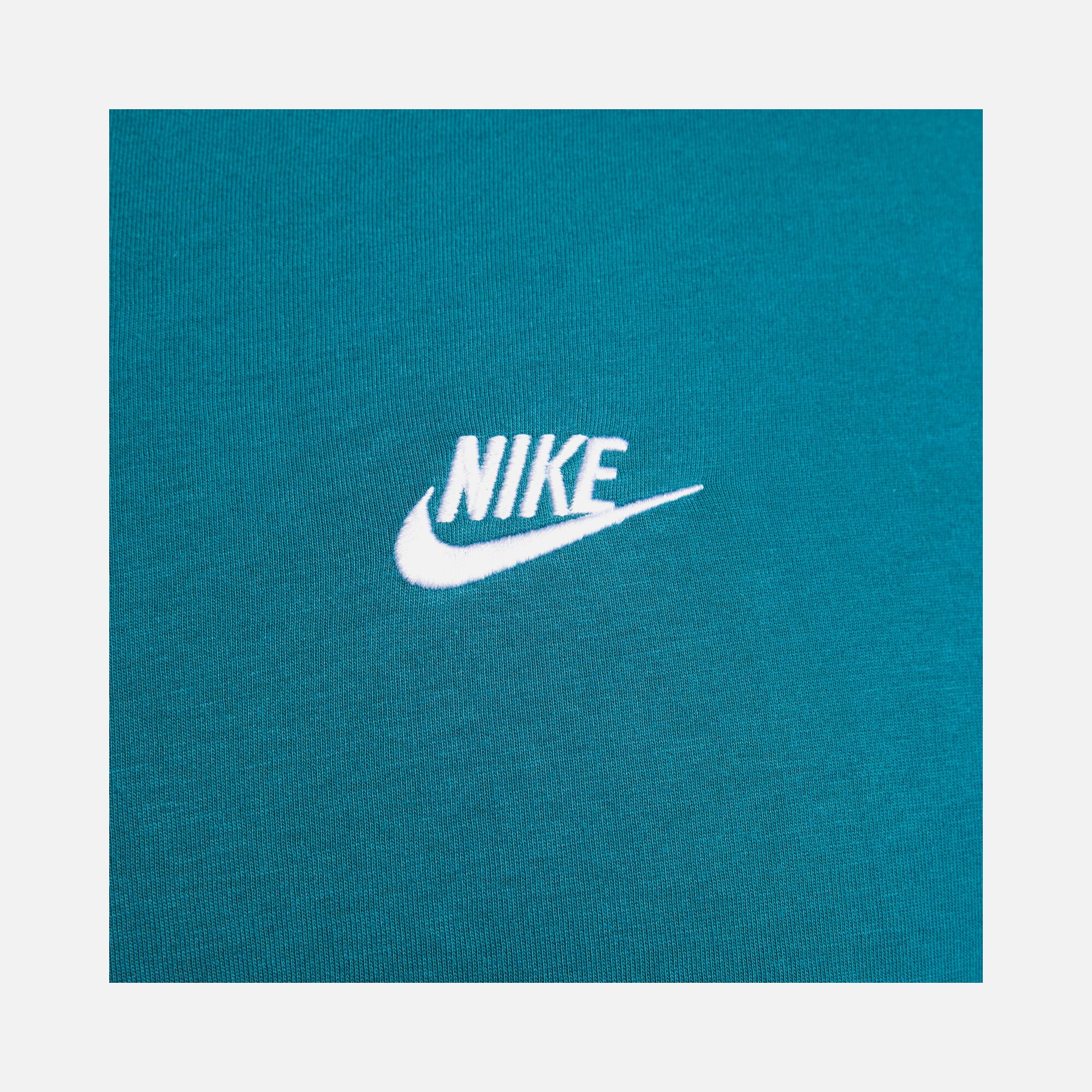 Nike Sportswear Club Short-Sleeve Erkek Tişört