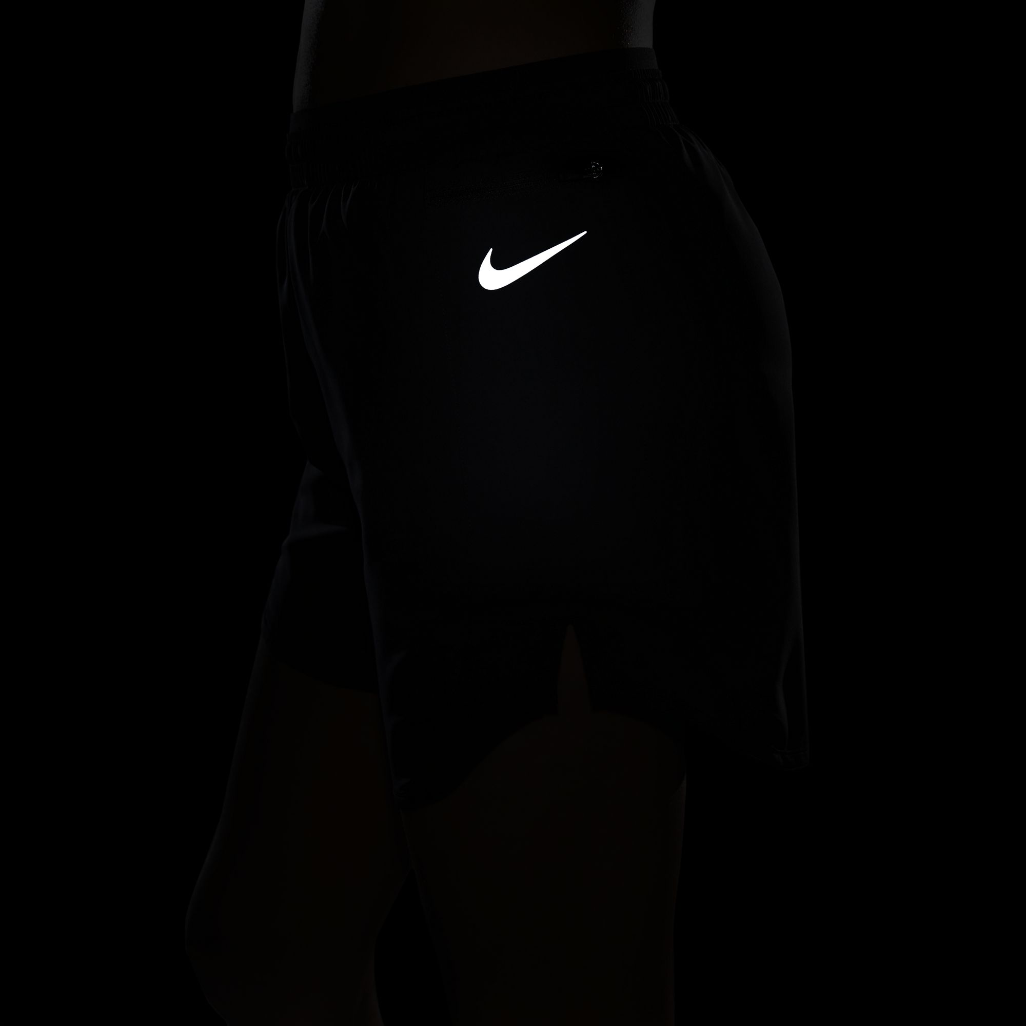 Nike Tempo Luxe 5in Running Kadın Şort