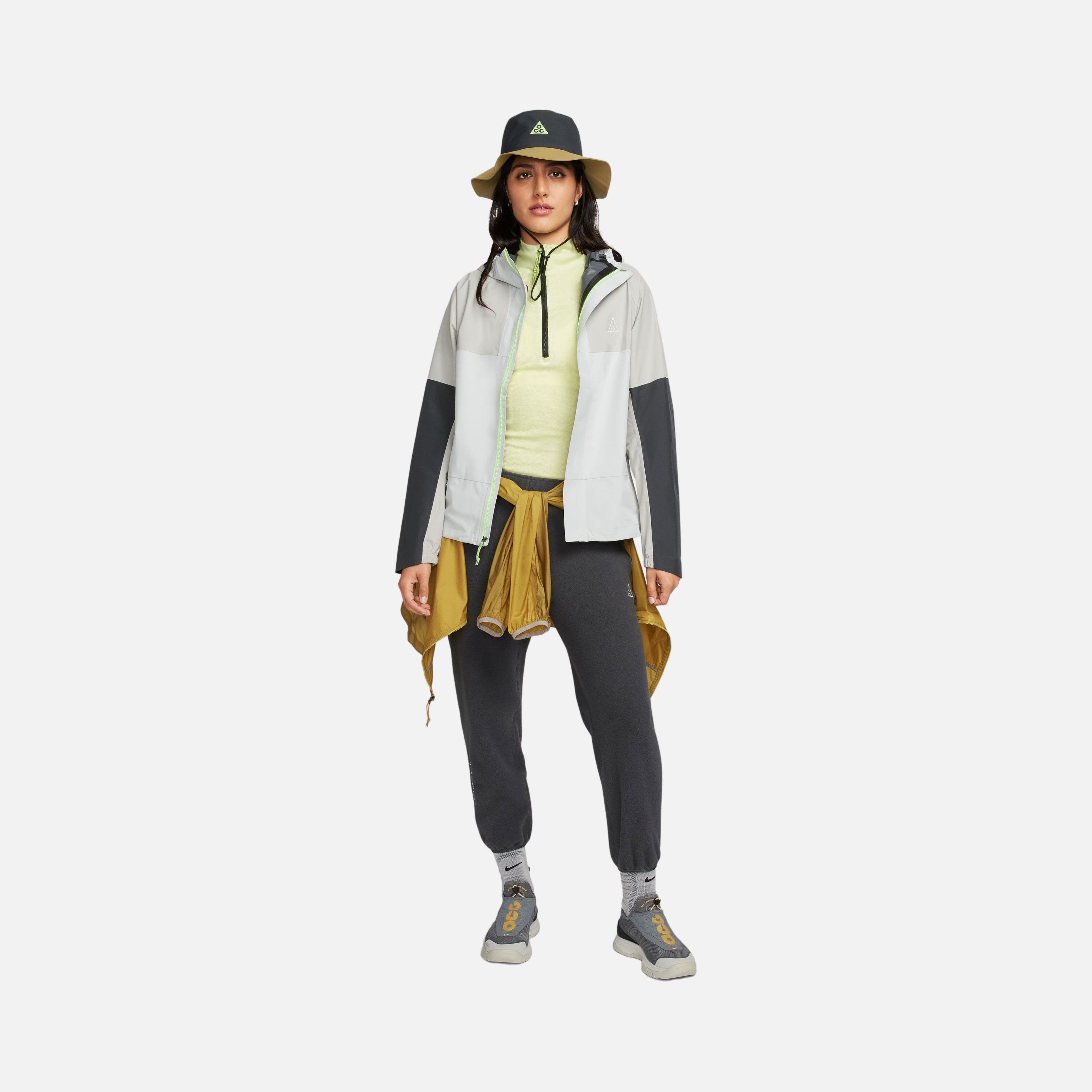 Nike Sportswear ACG Storm-Fit "Cascade Rains" Full-Zip Hoodie Kadın Ceket