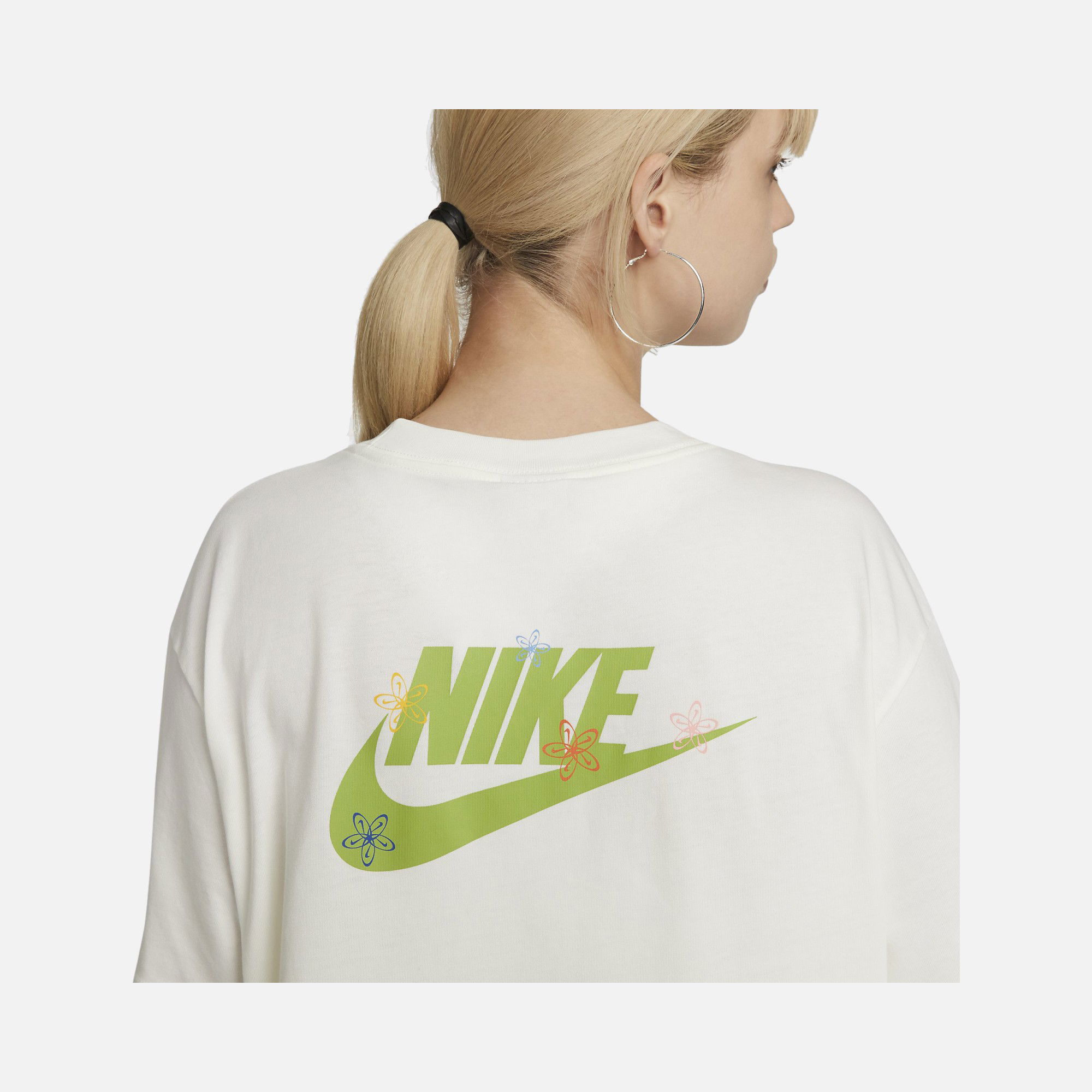Nike Sportswear Boy Friend Graphix Short-Sleeve Kadın Tişört