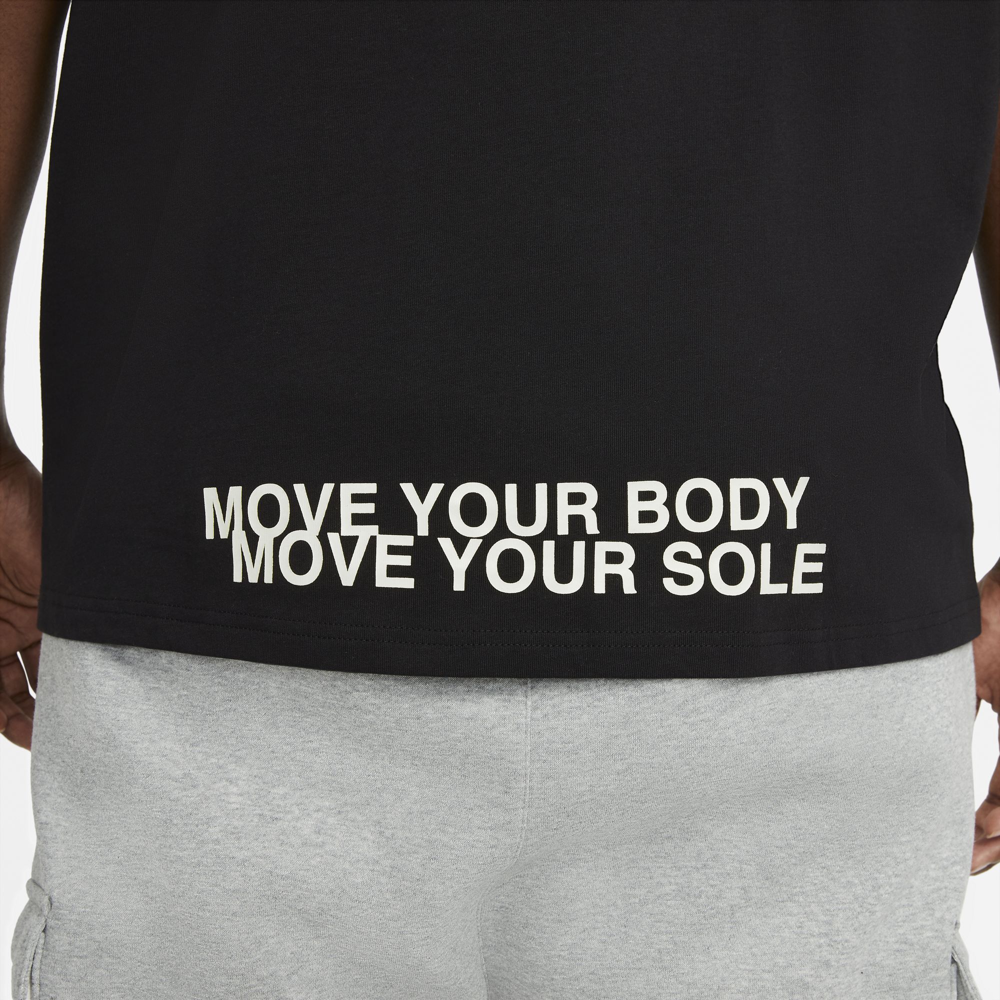 Nike Sportswear World Tour Short-Sleeve Erkek Tişört