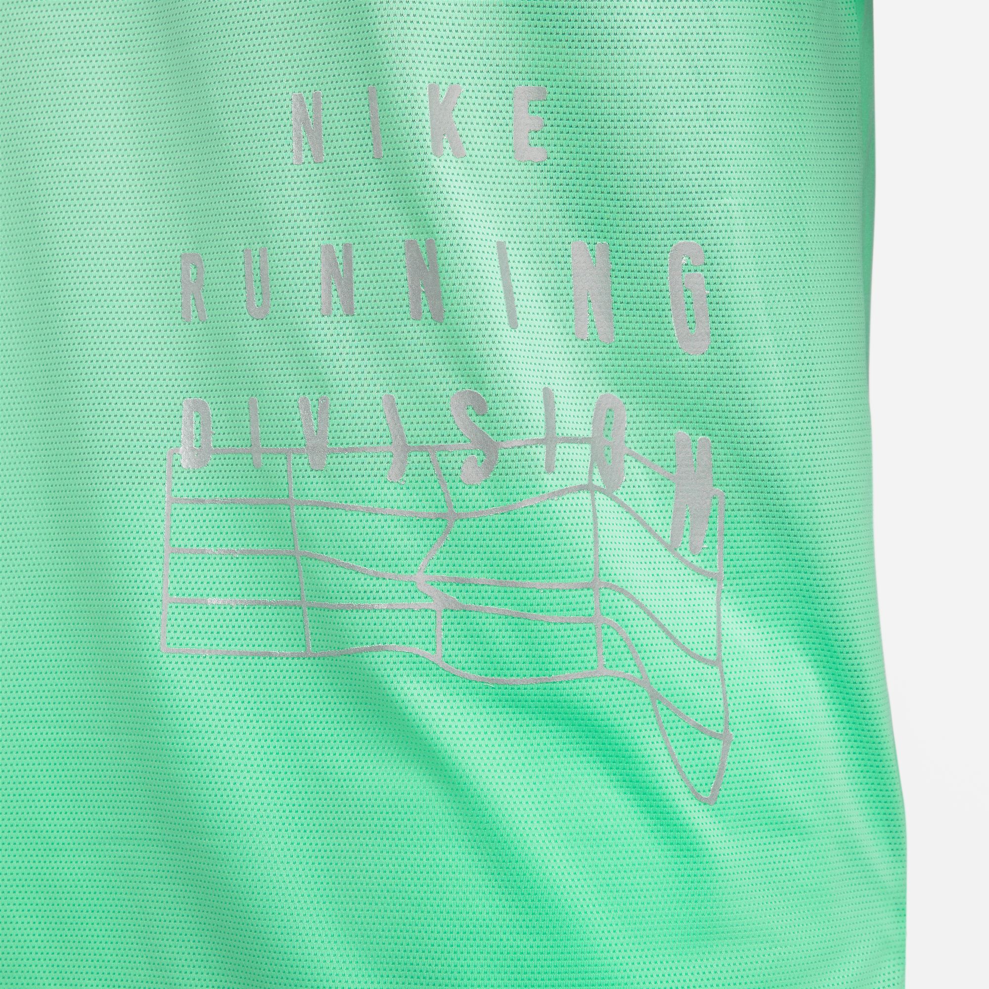 Nike Dri-Fit Run Division Rise 365 Flash Running Short-Sleeve Erkek Tişört