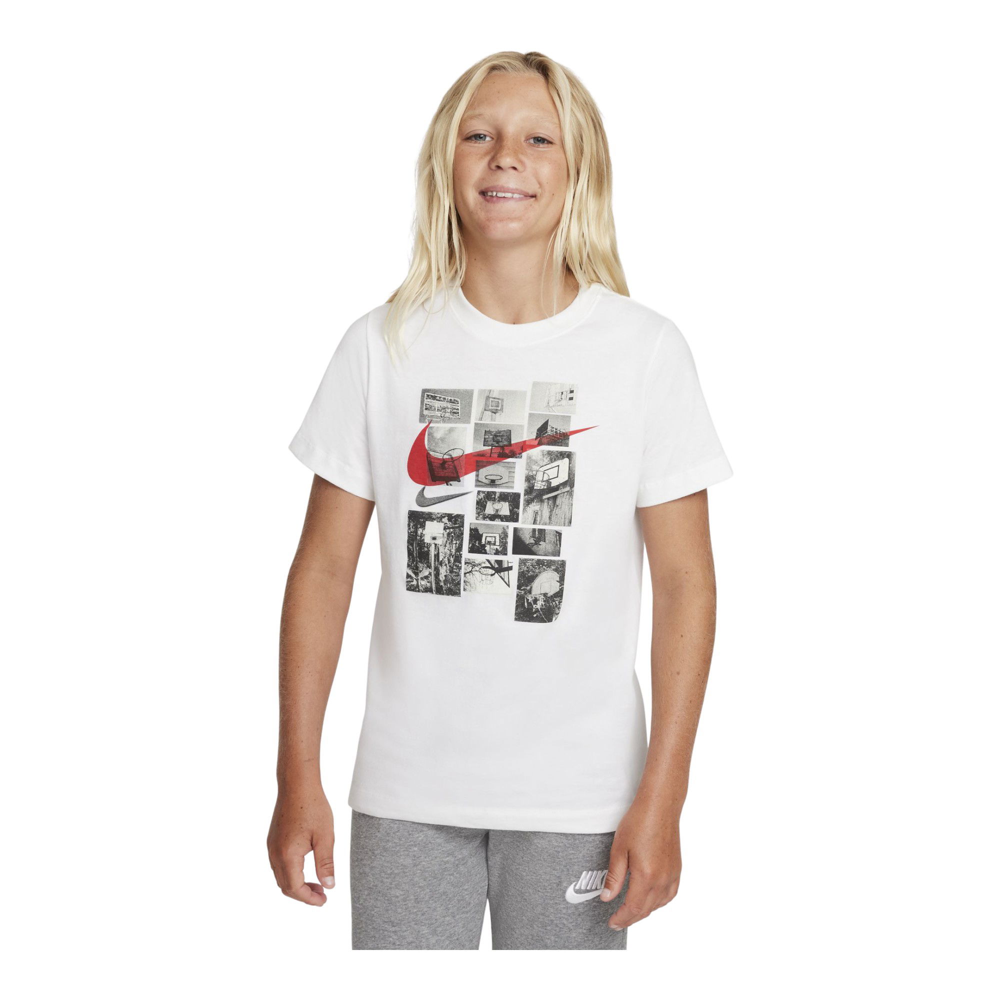 Nike Sportswear Basketball Novelty Short-Sleeve (Boys') Çocuk Tişört