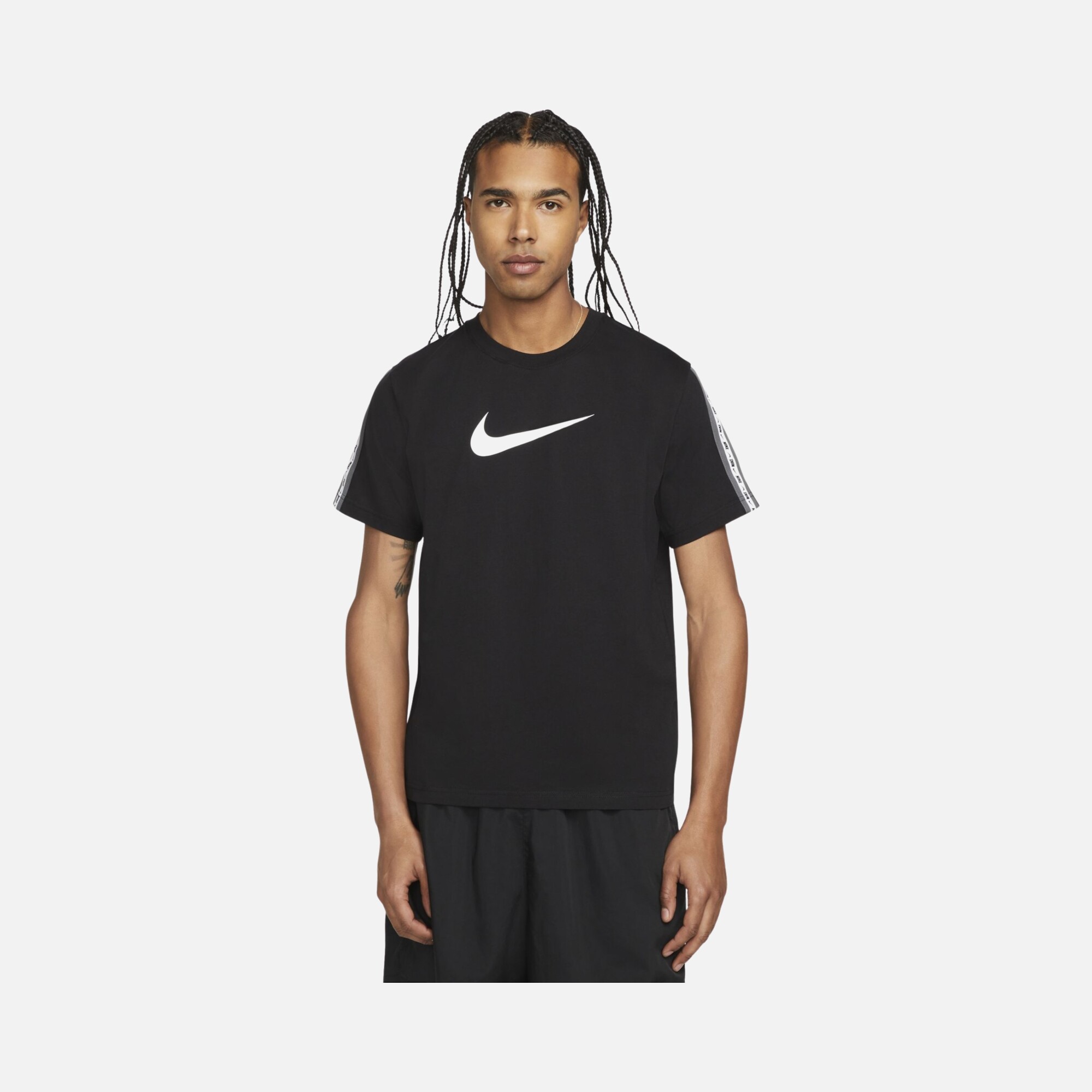 Nike Sportswear Repeat Graphic SS22 Short-Sleeve Erkek Tişört