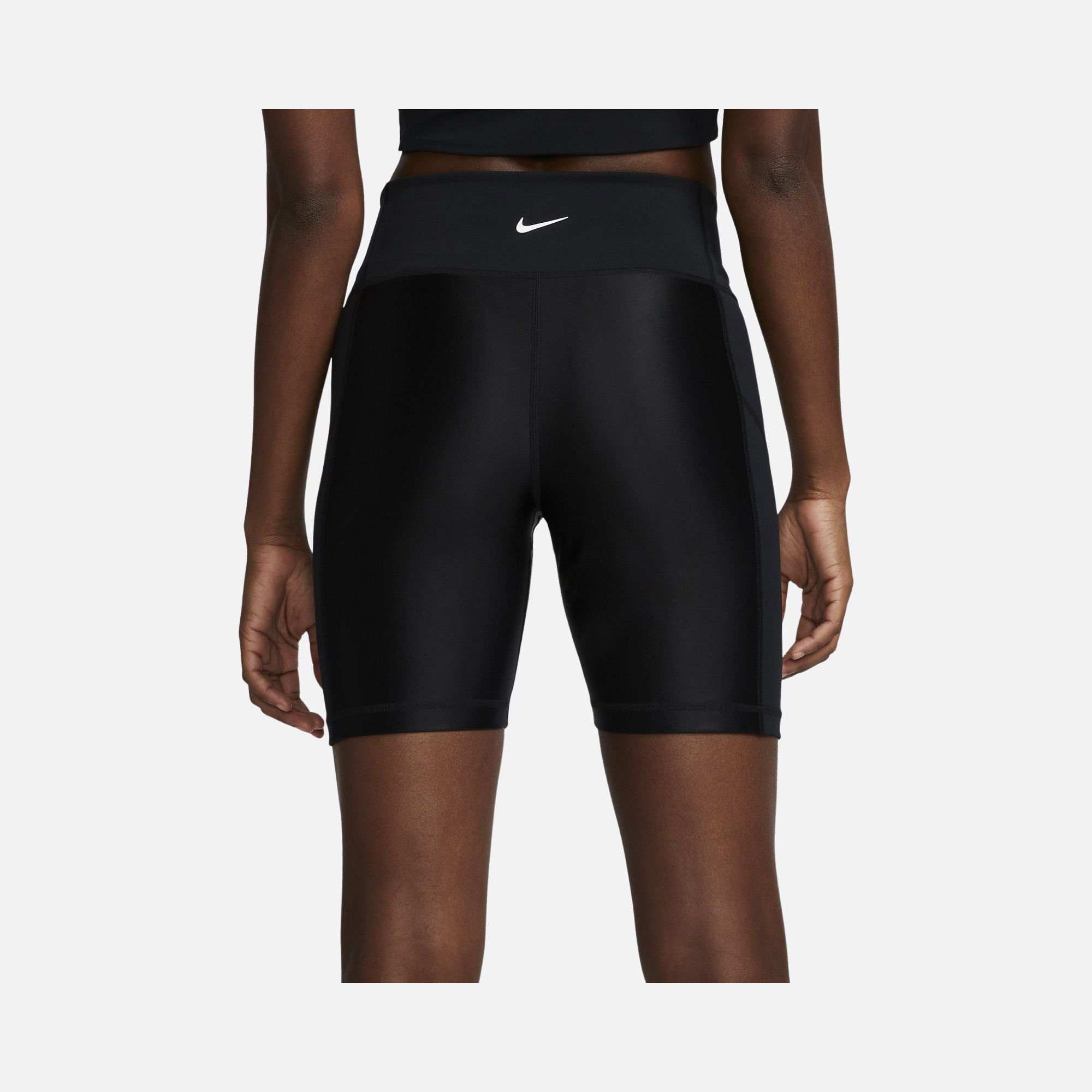 Nike Pro Mid-Rise 7" Membership Biker Kadın Şort