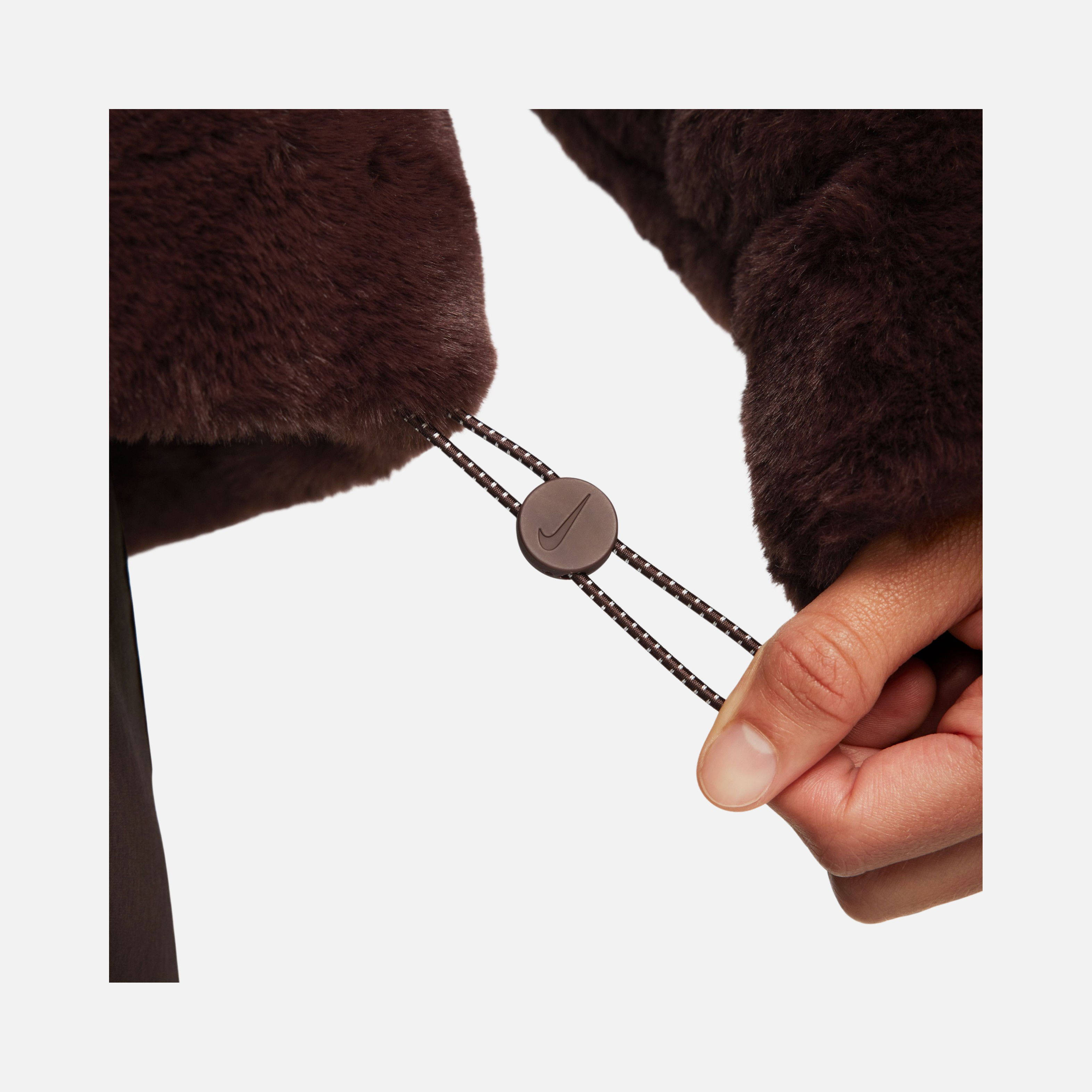 Nike Sportswear Essential Oversized Faux Fur Puffer Full-Zip Kadın Ceket