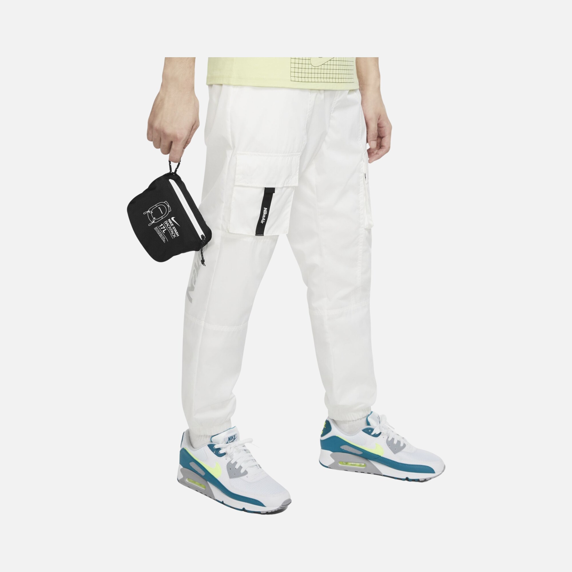 Nike Stash (17 L) Unisex Sırt Çantası