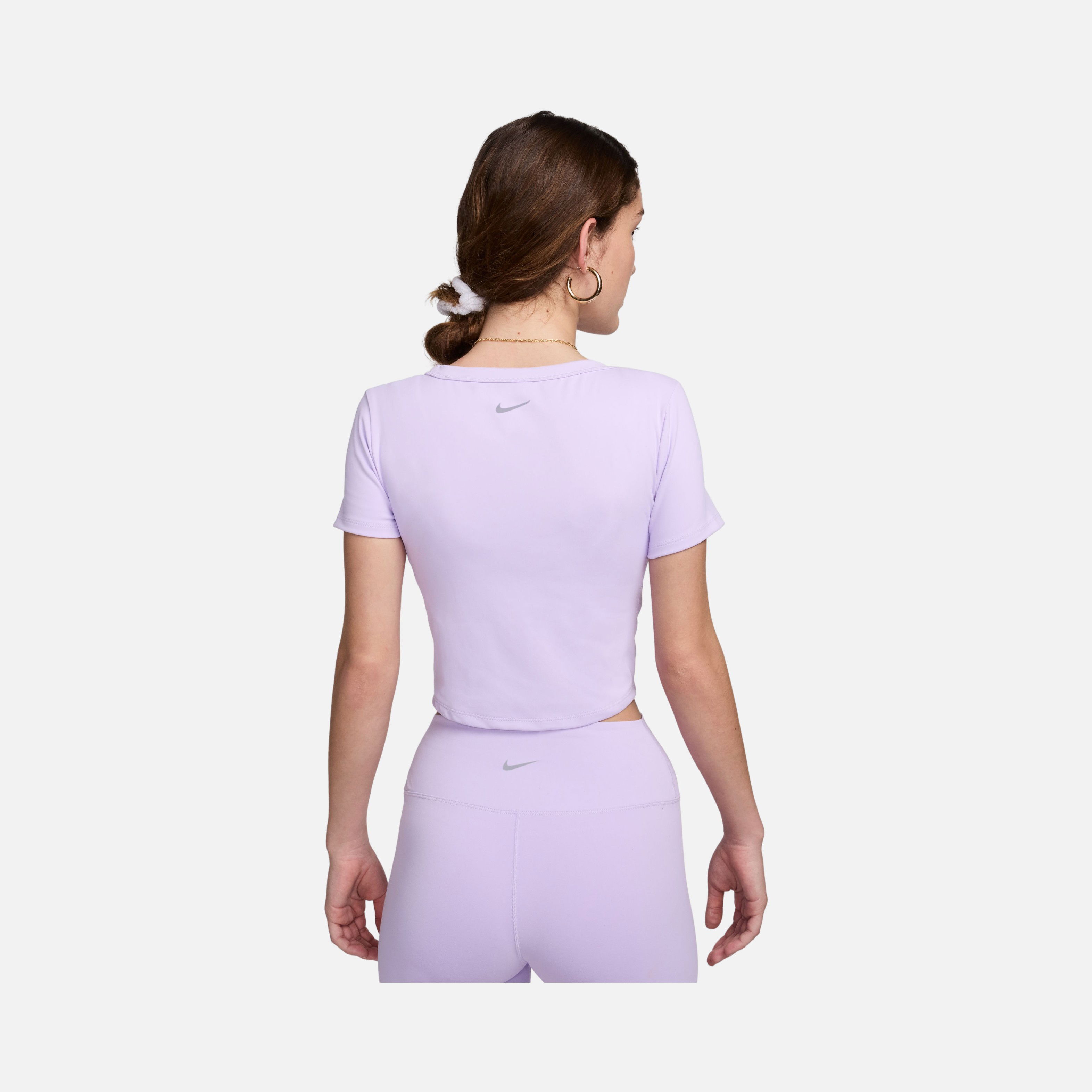 Nike One Fitted Dri-Fit Cropped Training Short-Sleeve Kadın Tişört