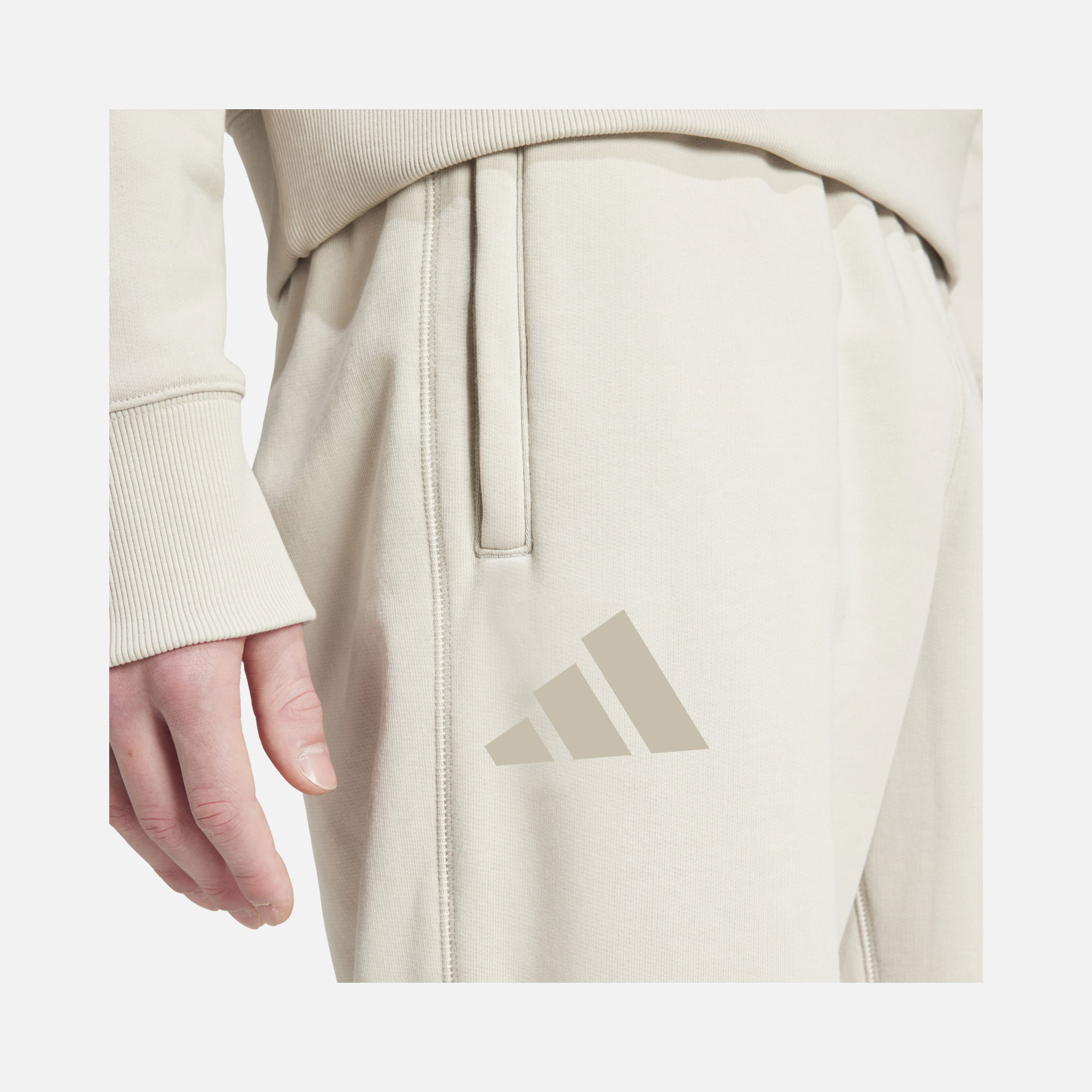 adidas Mercedes-AMG Petronas F1 Team Graphic French Terry Fabric Regular- Fit Racing Fans Erkek Eşofman Altı