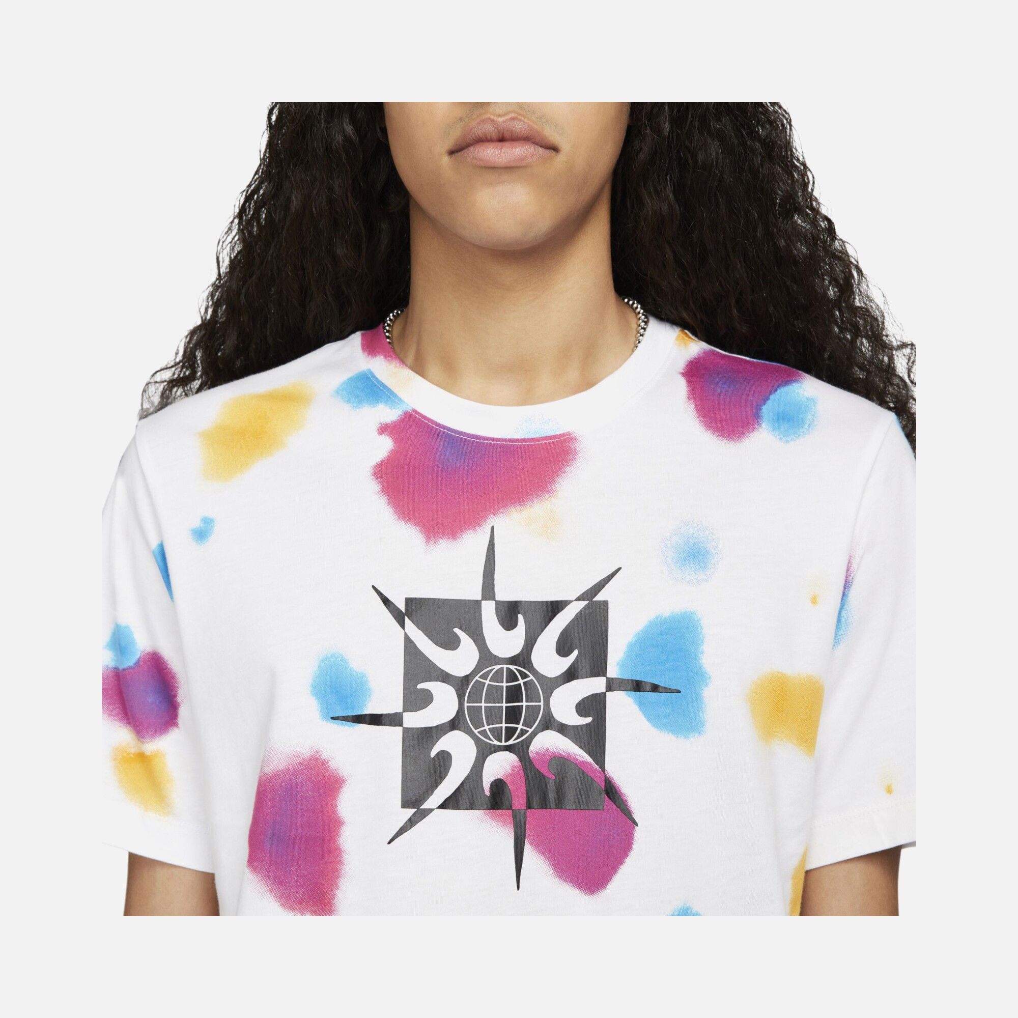 Nike Sportswear Festival Batik Graphic Short-Sleeve Erkek Tişört