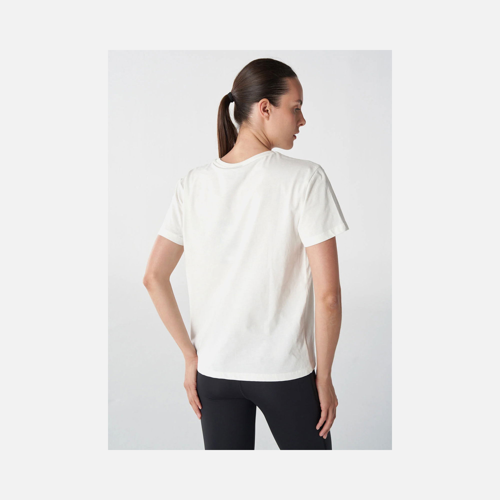 Hummel Sportswear molly Graphic Short-Sleeve Kadın Tişört