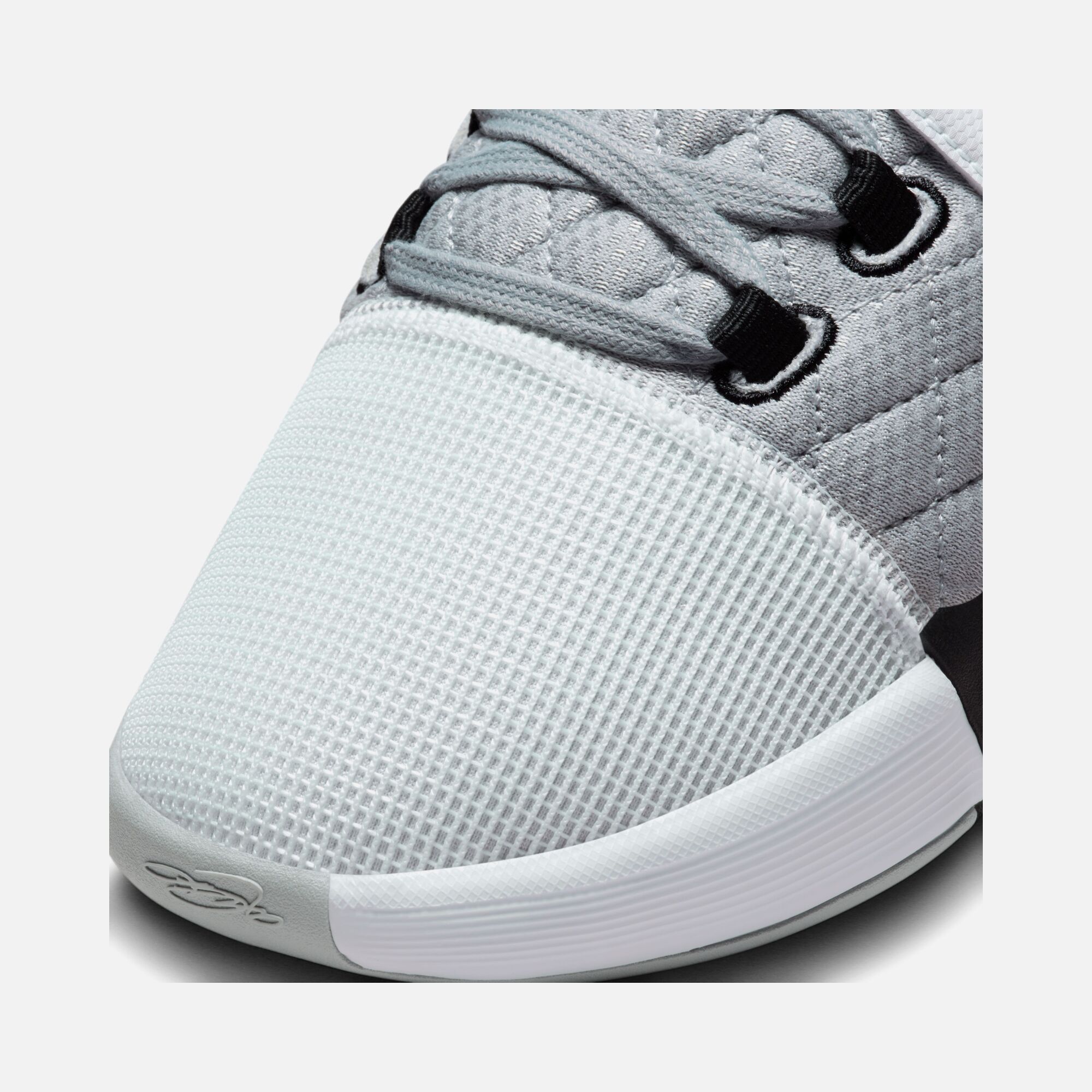 Nike LeBron James Witness VIII Erkek Basketbol Ayakkabısı