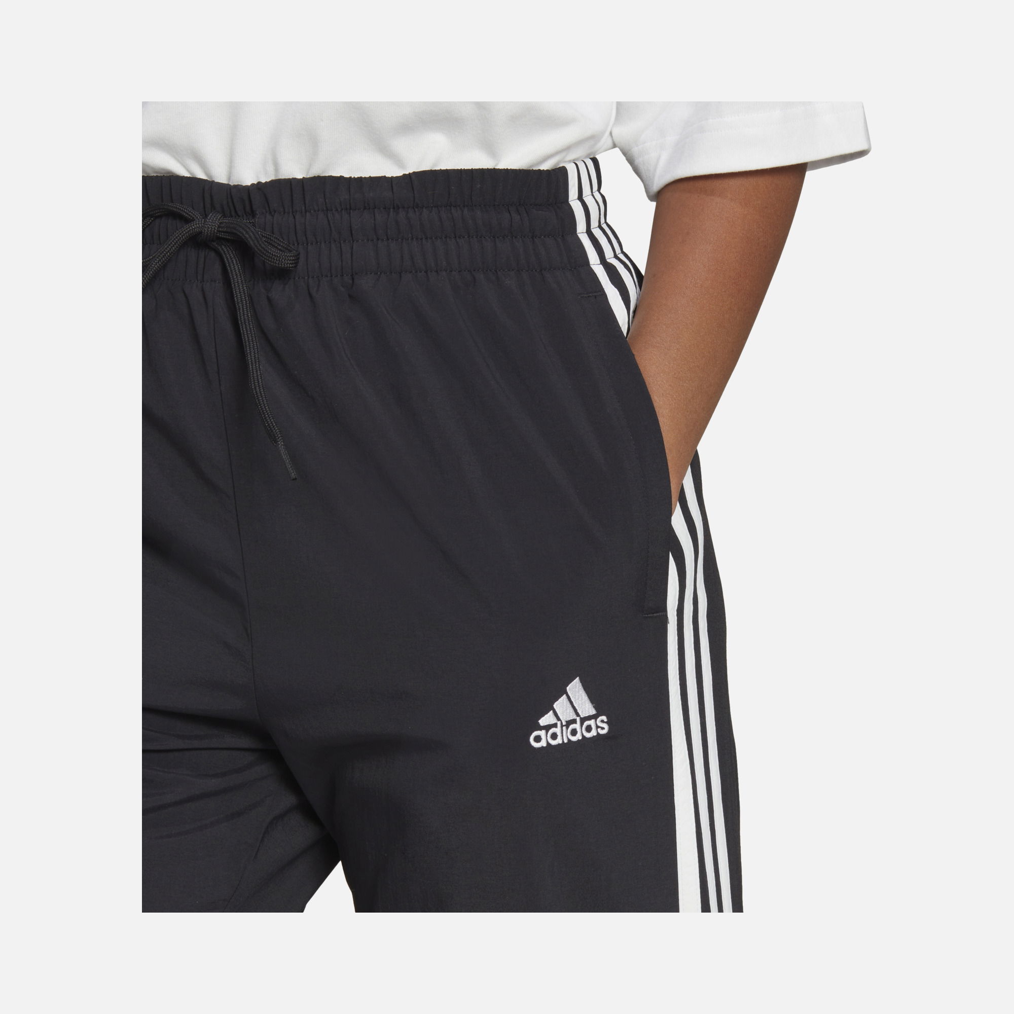 adidas Essentials 3-Stripes Woven 7/8 Kadın Eşofman Altı