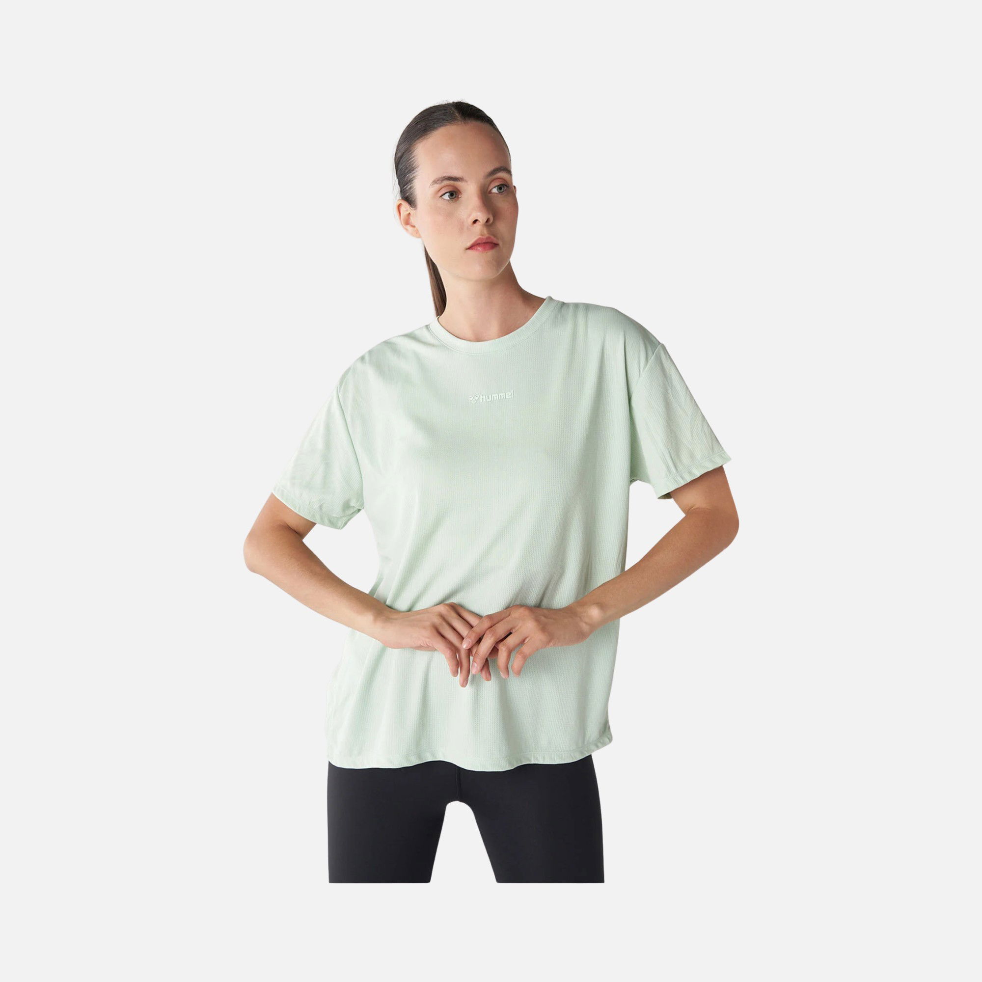 Hummel Ritu Loose Fit Versatile Short-Sleeve Kadın Tişört