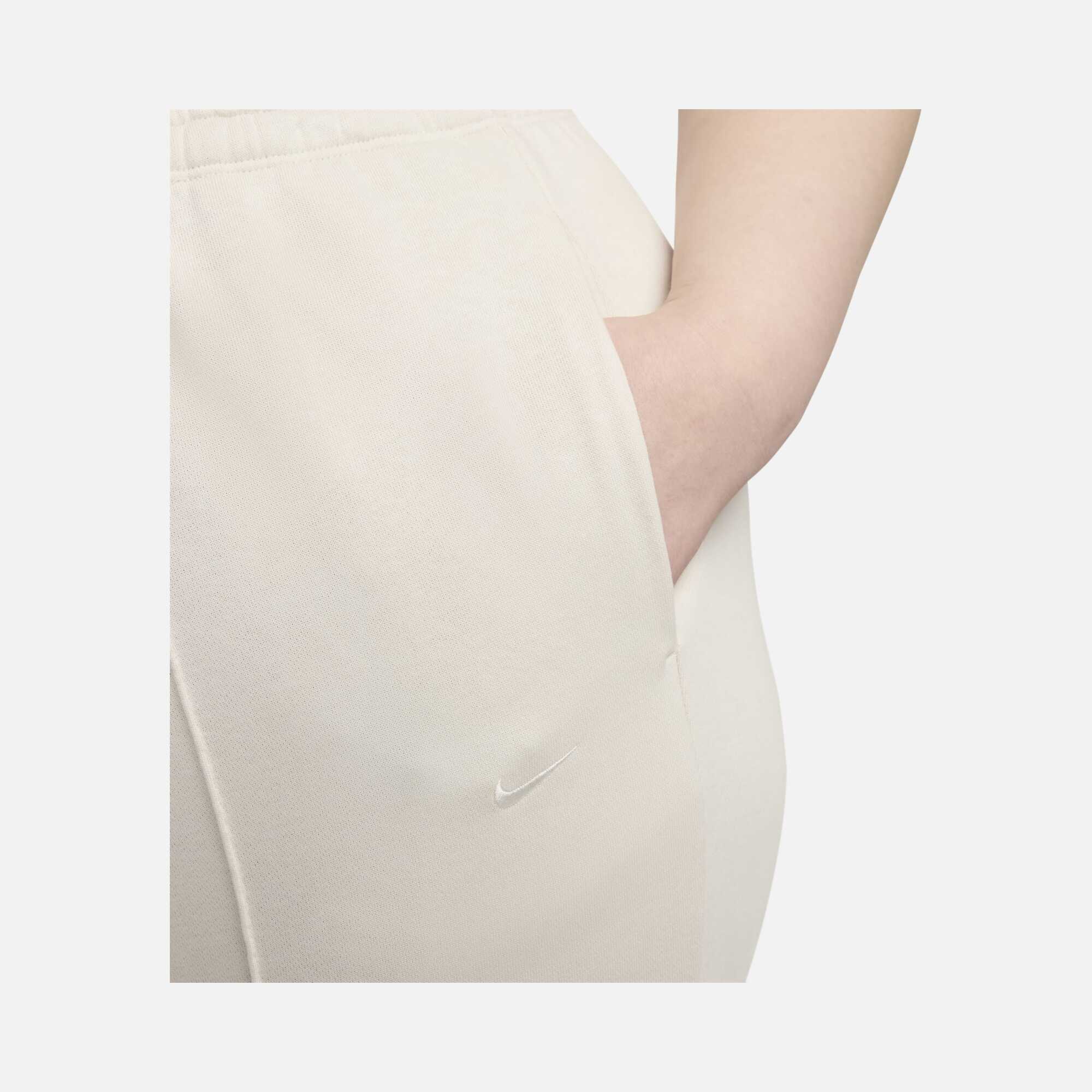 Nike Sportswear Chill Terry Slim High-Waisted French Terry (Plus Size) Kadın Eşofman Altı