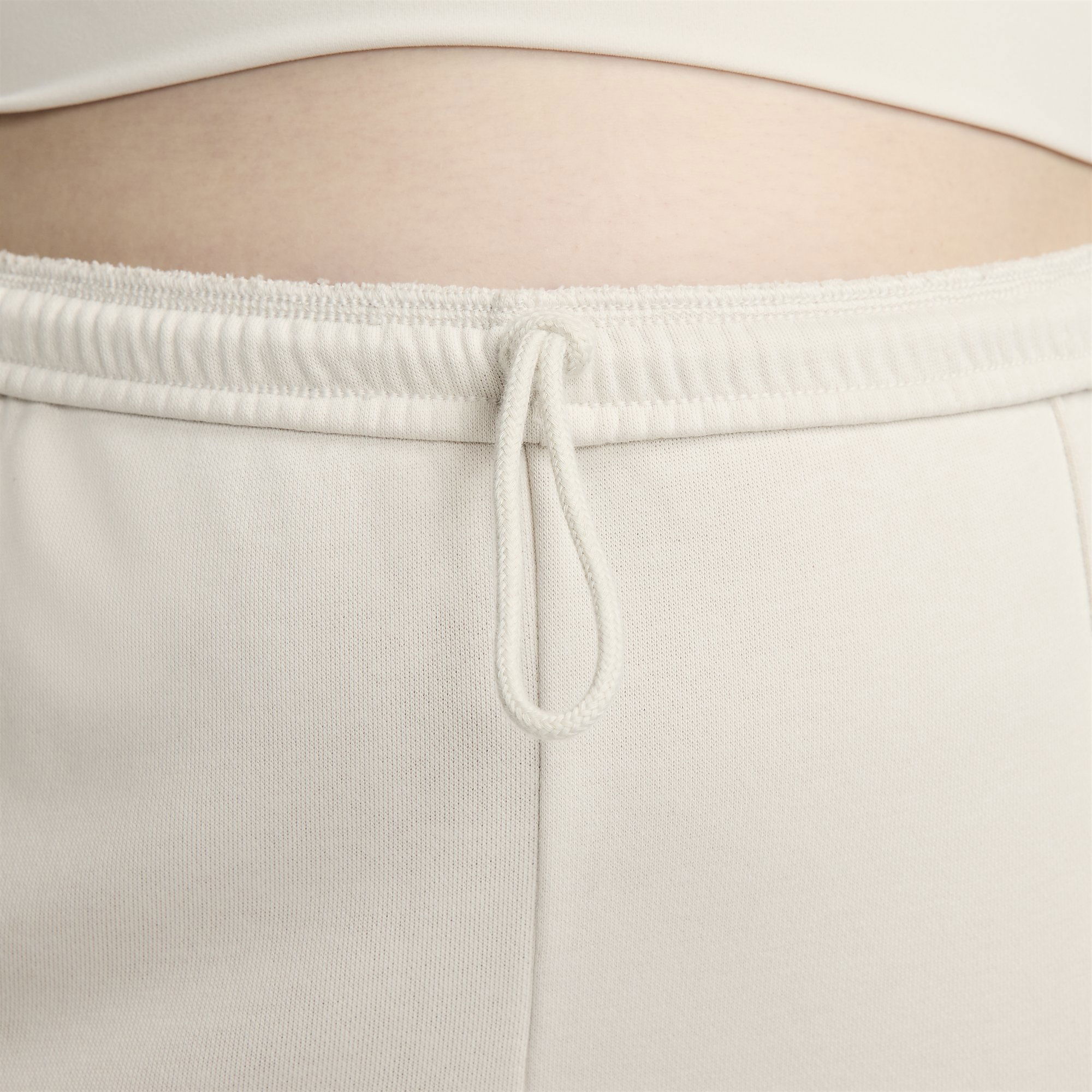 Nike Sportswear Chill Terry Slim High-Waisted French Terry (Plus Size) Kadın Eşofman Altı