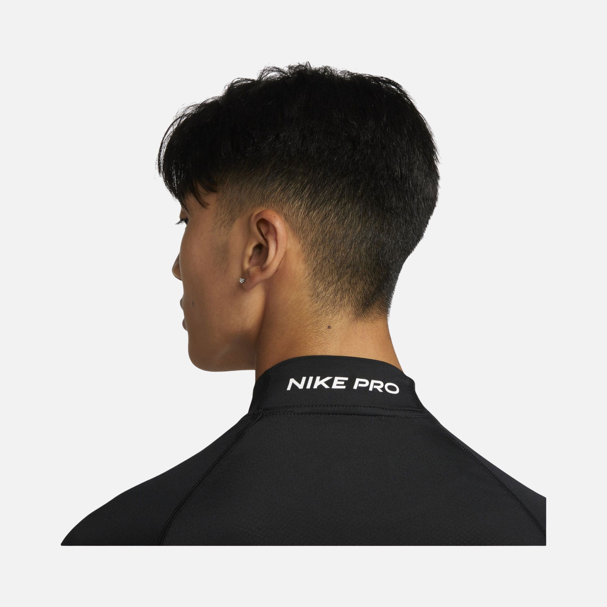 Nike Pro Dri-Fit Tight-Fit Long-Sleeve Erkek Tişört