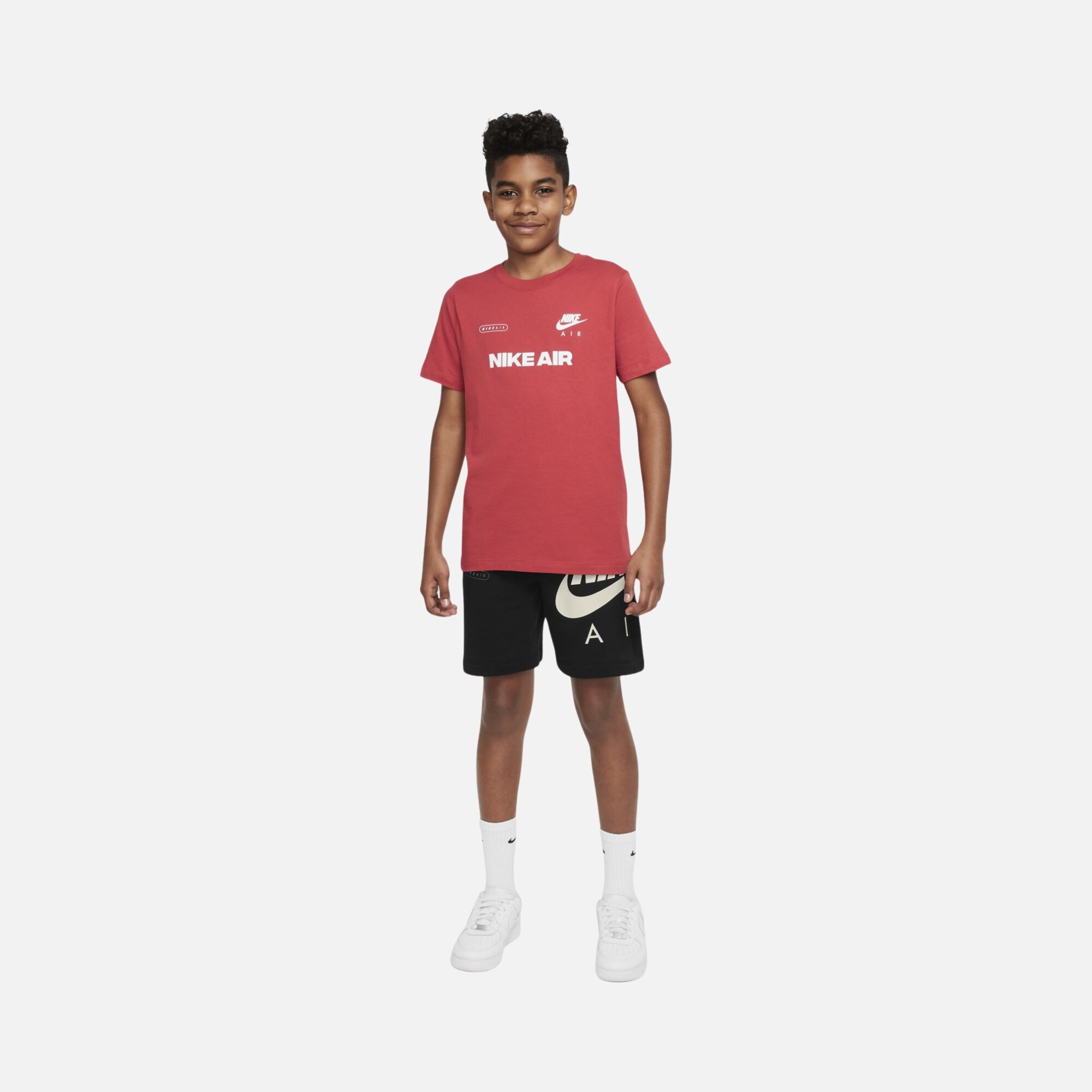 Nike Air Graphic Short-Sleeve (Boys') Çocuk Tişört
