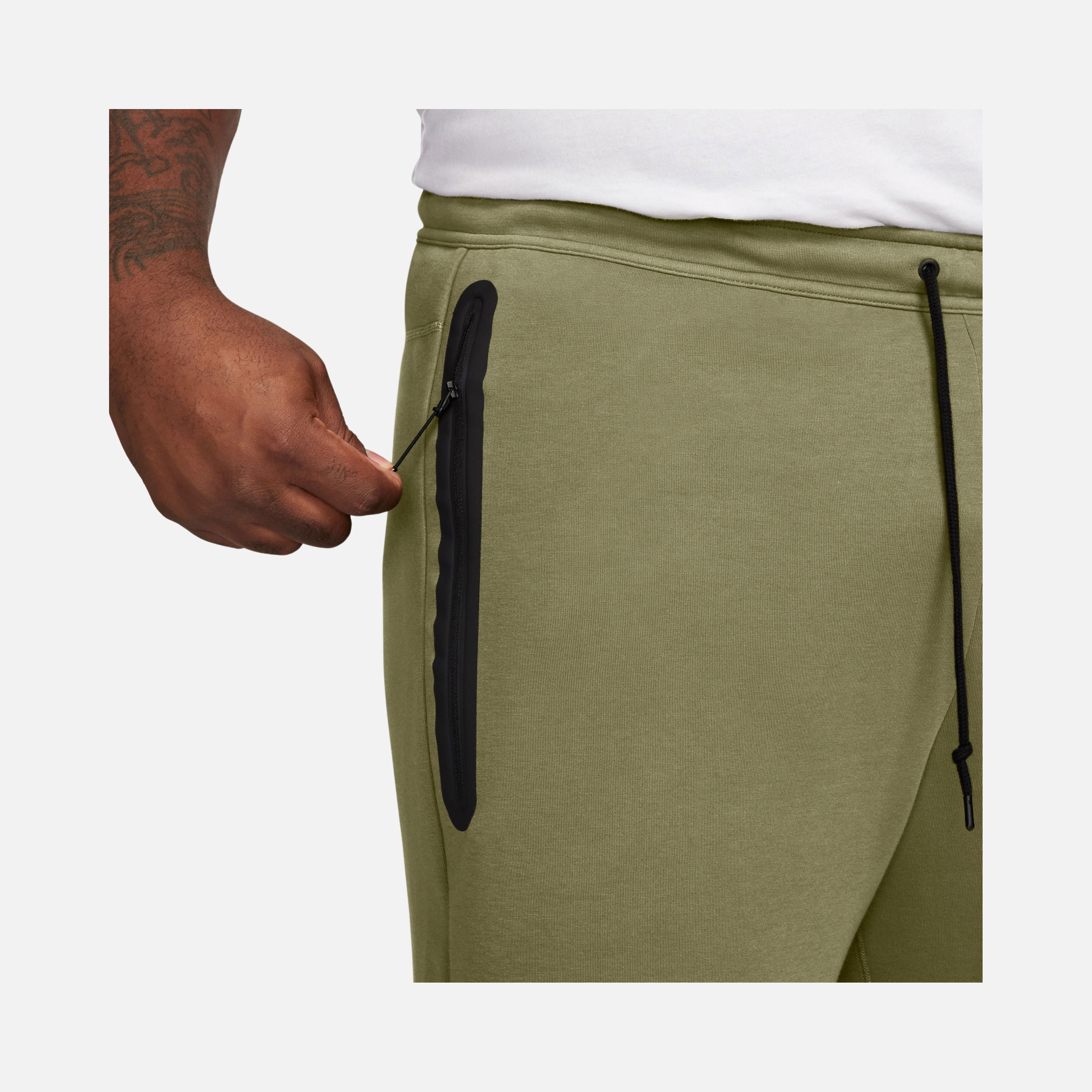 Nike Sportswear Tech Fleece FW24 Erkek Şort