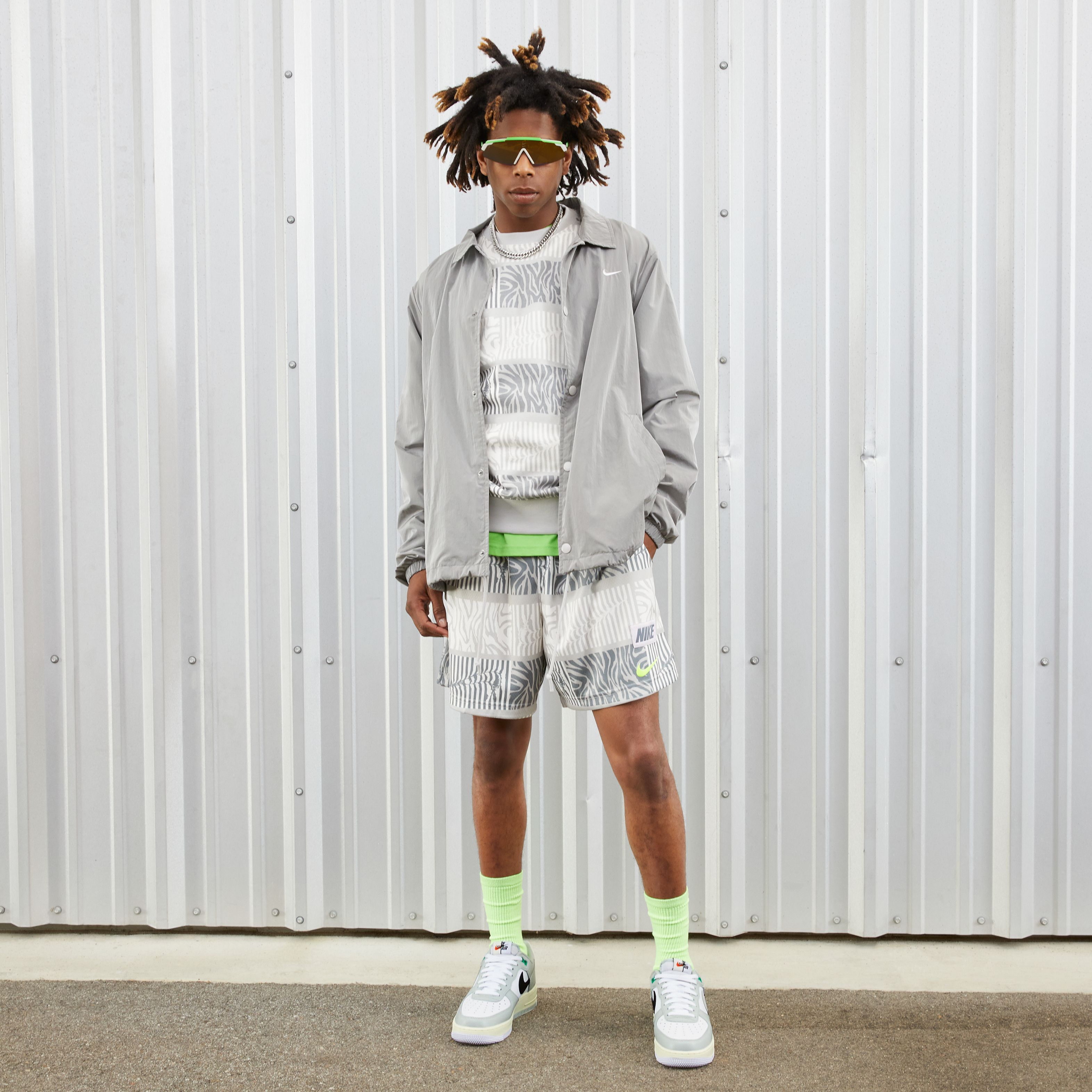 Nike Air Force 1 '07 LV8 ''Split Color Swoosh Logo'' Erkek Spor Ayakkabı