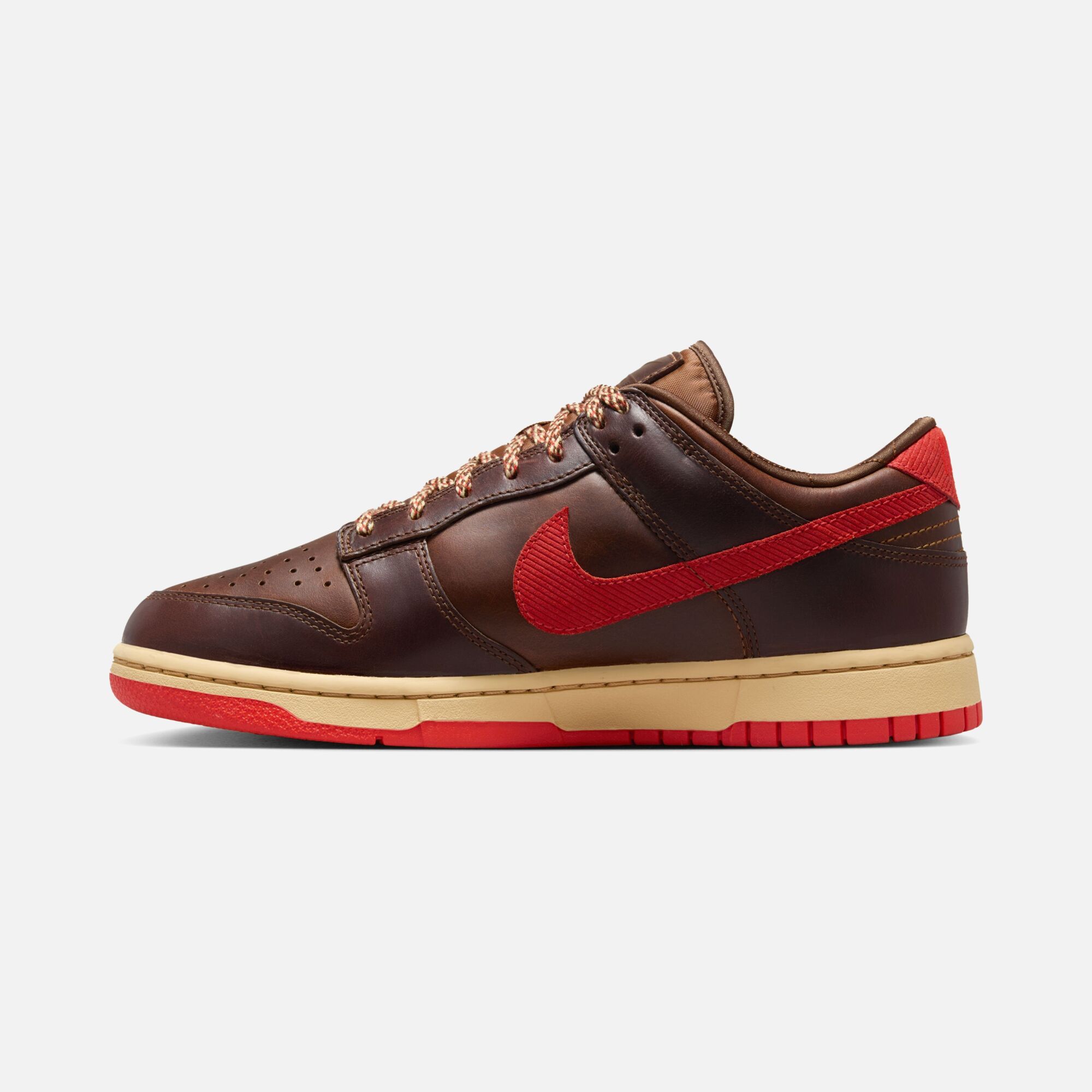 Nike Dunk Low Retro ''Velvet Swoosh Details'' Erkek Spor Ayakkabı
