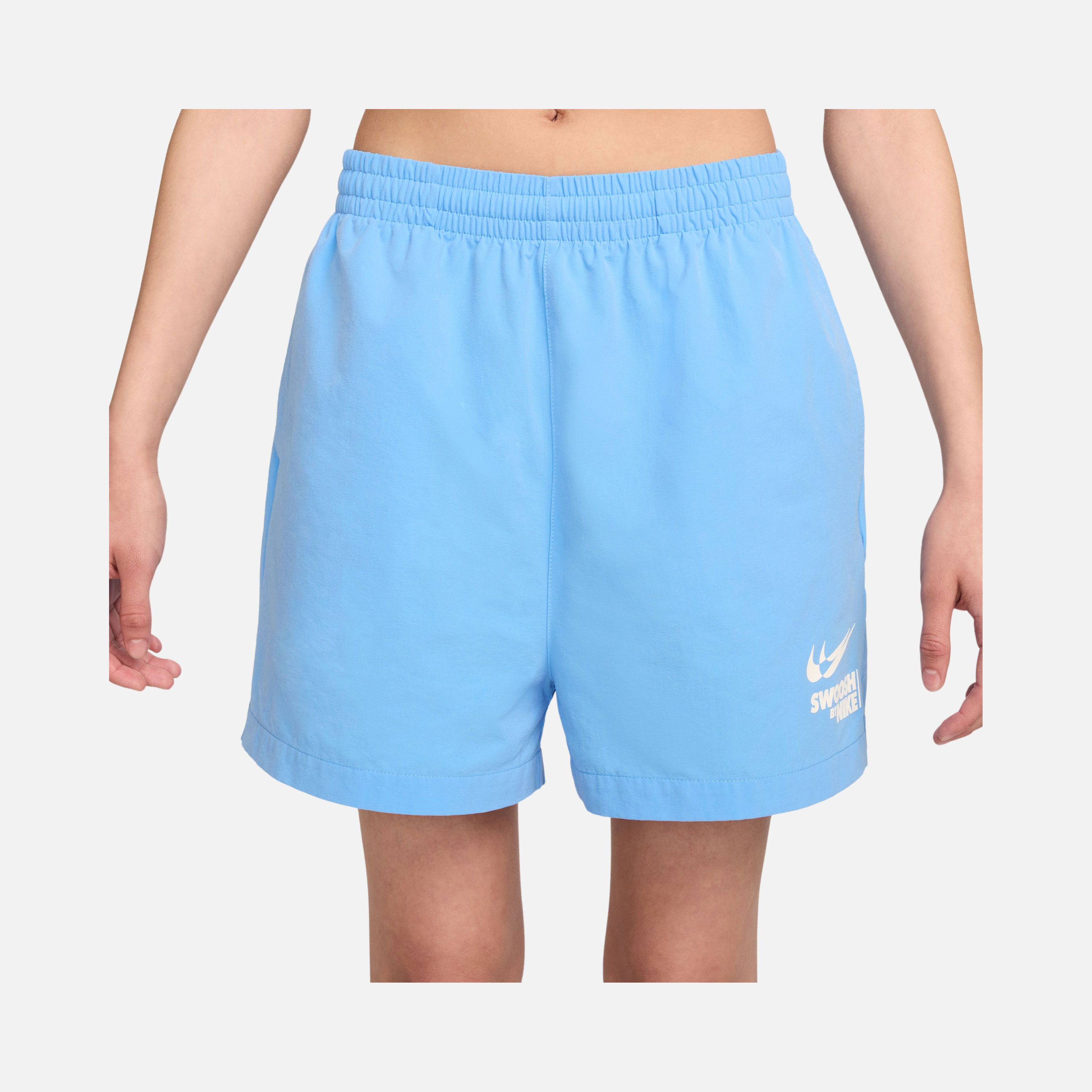 Nike Sportswear Gel Woven Fabrics Kadın Şort