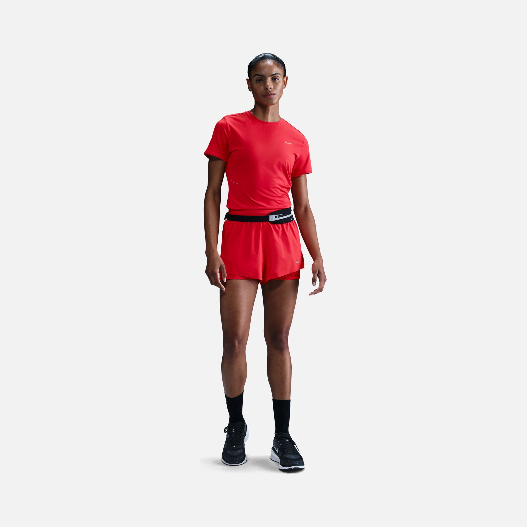 Nike Swift Dri-Fit Running Short-Sleeve Kadın Tişört