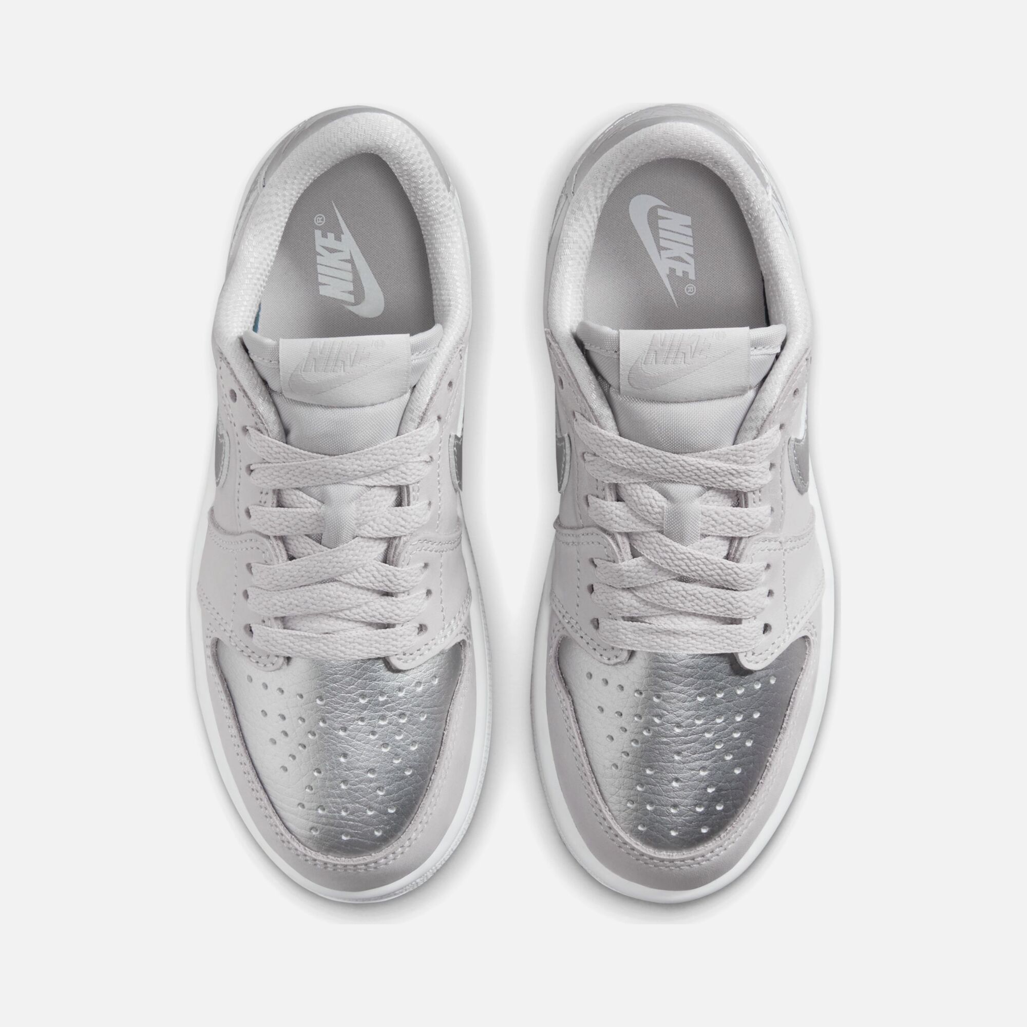 Nike Jordan 1 Retro Low OG ''Metallic Silver Leather Version'' (PS) Çocuk Spor Ayakkabı