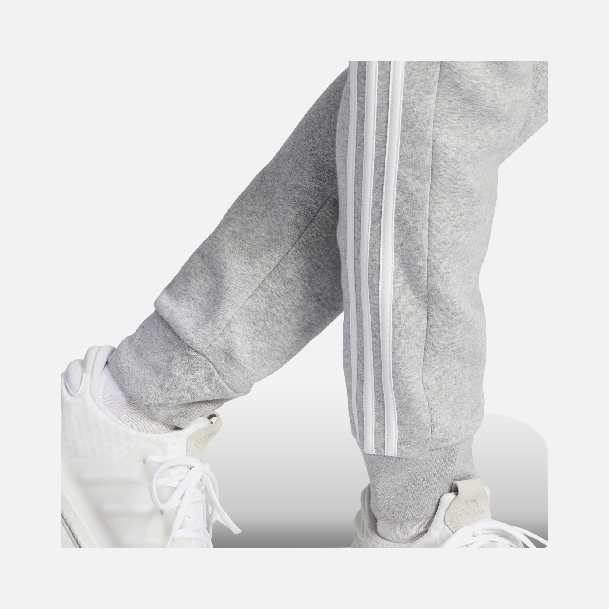 adidas Sportswear FW23 Essentials Fleece 3-Stripes Tapered Cuff Erkek Eşofman Altı