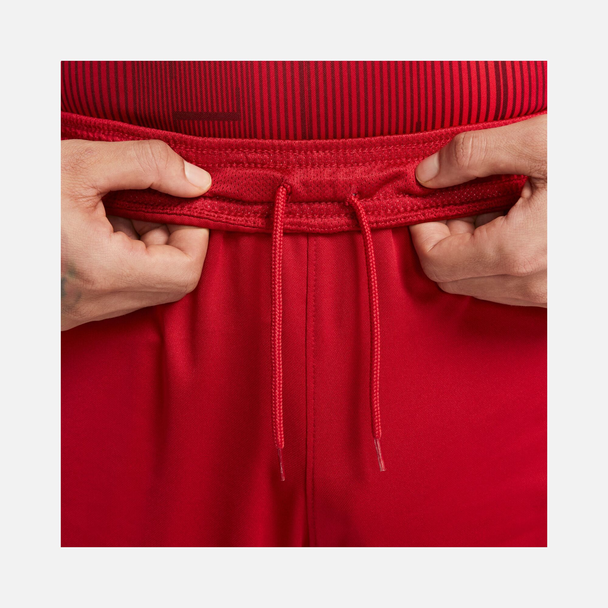 Nike Liverpool F.C. 2022-2024 Stadyum İç Saha Erkek Şort