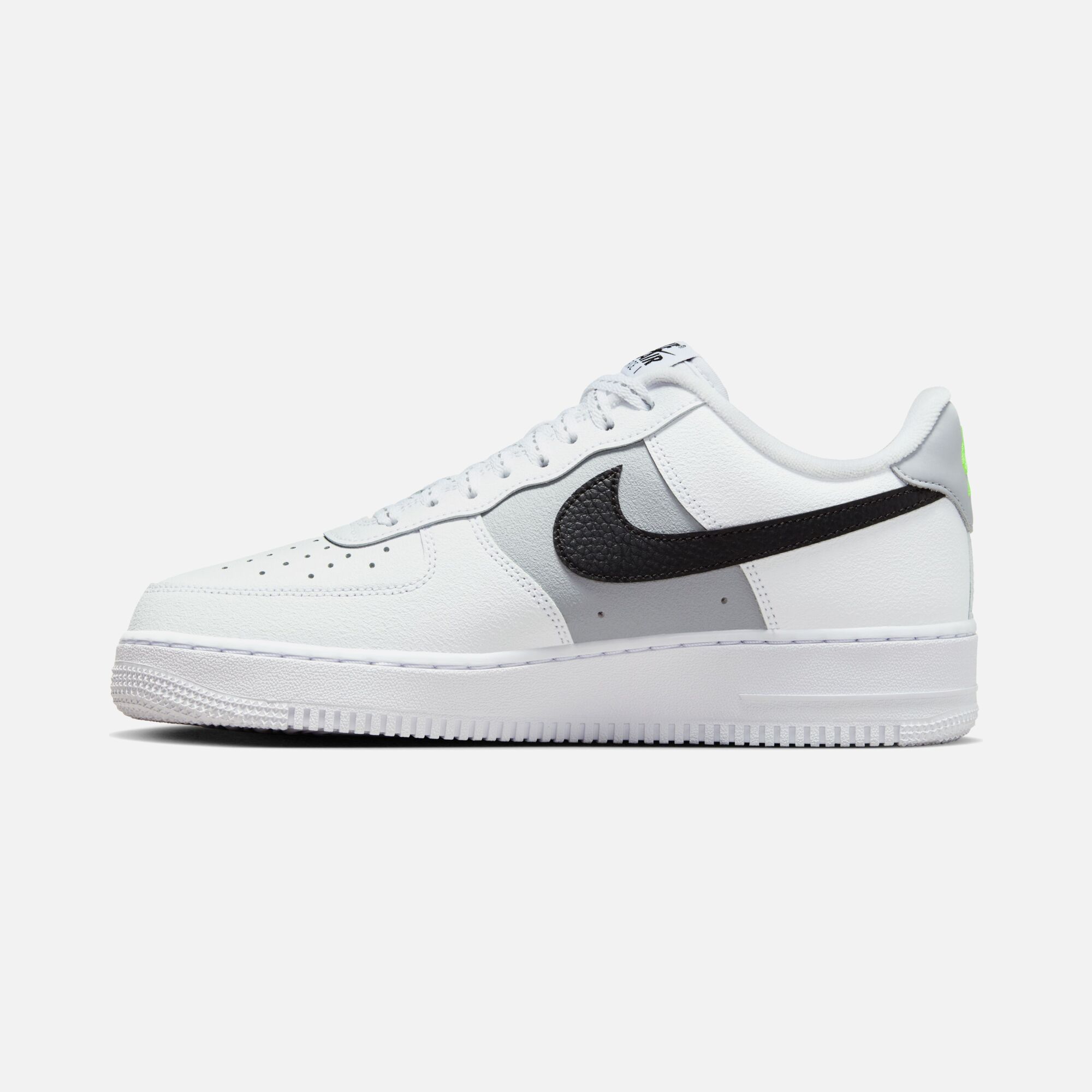 Nike Air Force 1 '07 '23 Erkek Spor Ayakkabı