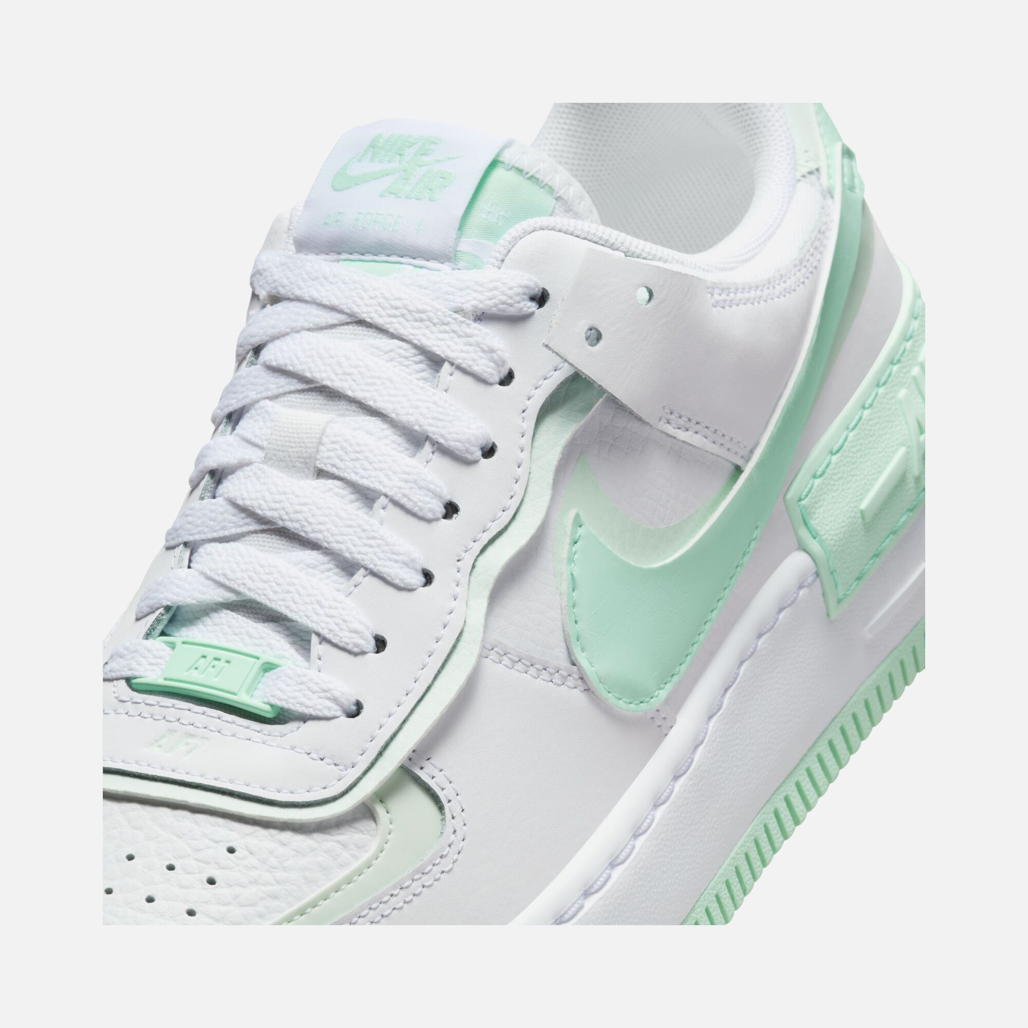 Nike Air Force 1 Shadow SS24 Kadın Spor Ayakkabı