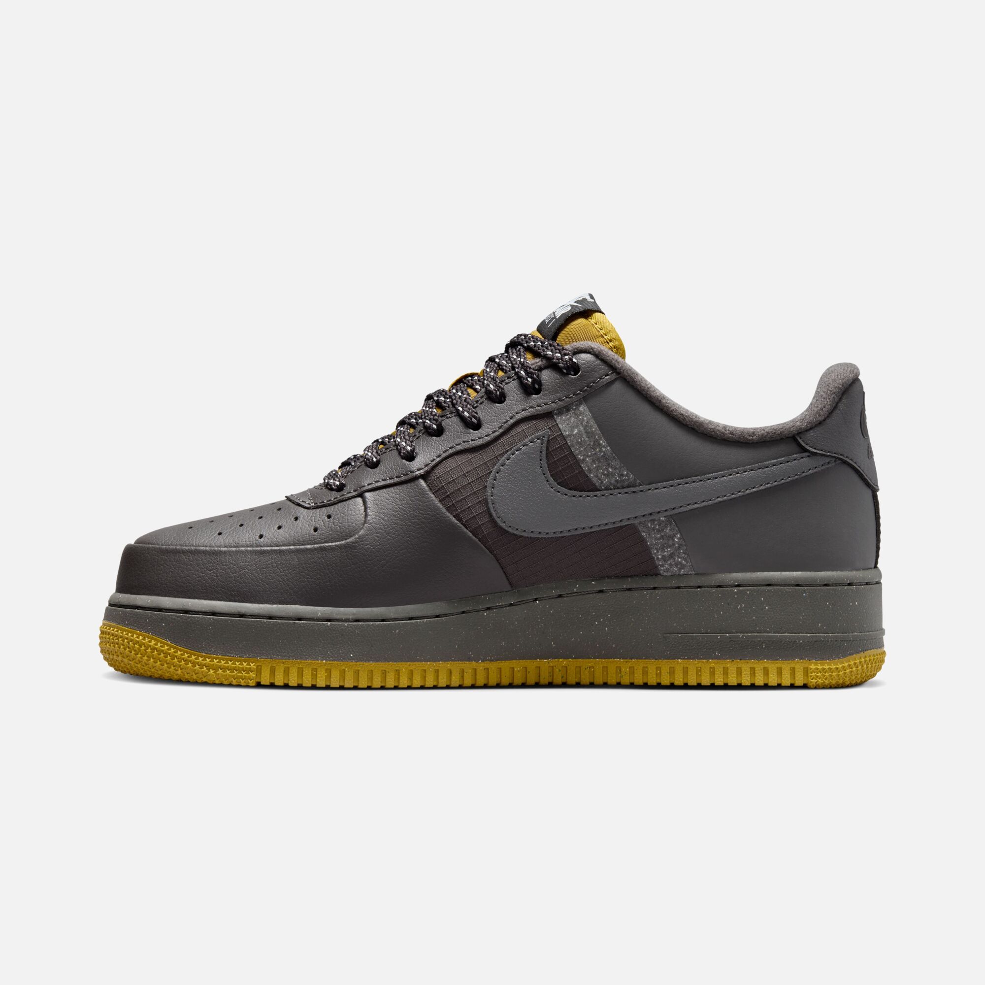 Nike Air Force 1 '07 LV8 HO23 Erkek Spor Ayakkabı