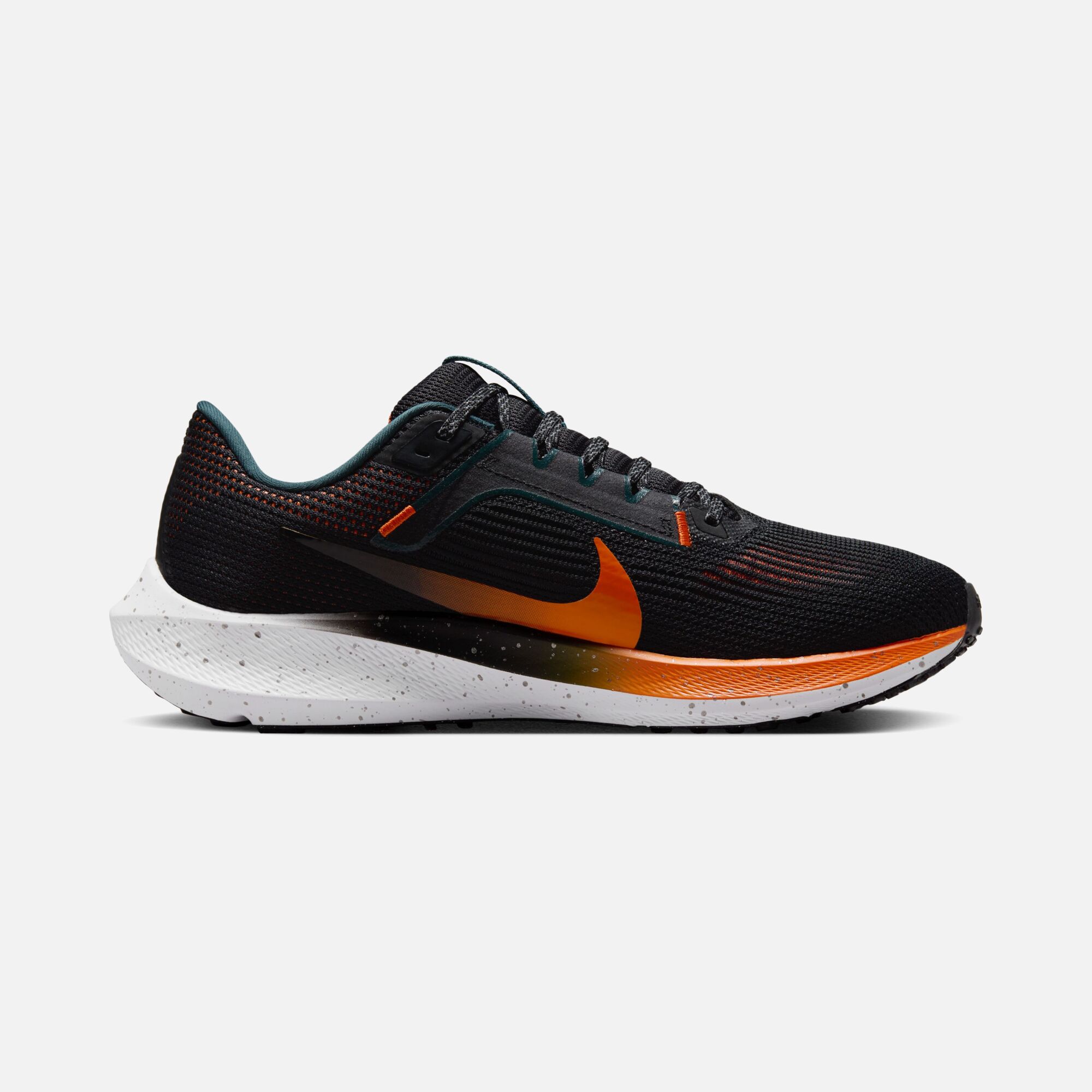 Nike Air Zoom Pegasus 40 Running Erkek Spor Ayakkabı