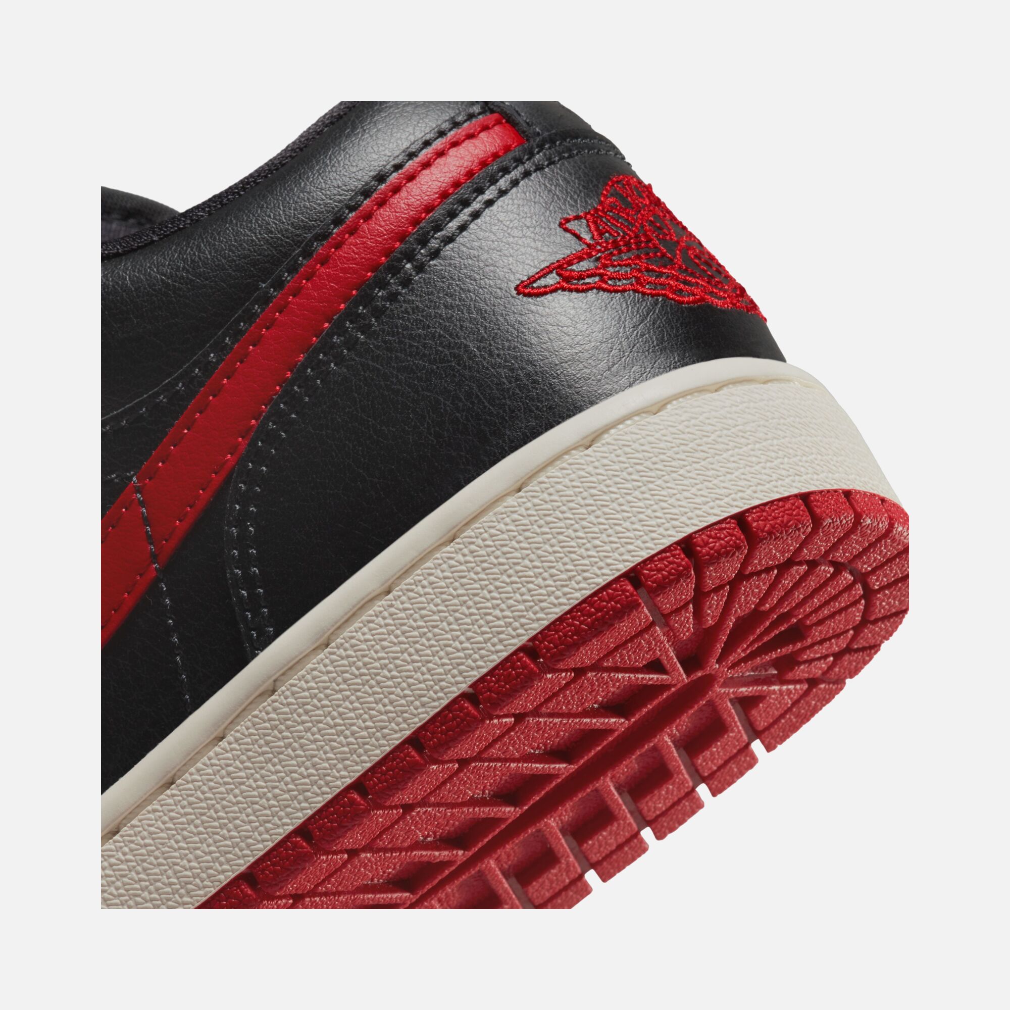 Nike Air Jordan 1 Low Kadın Spor Ayakkabı