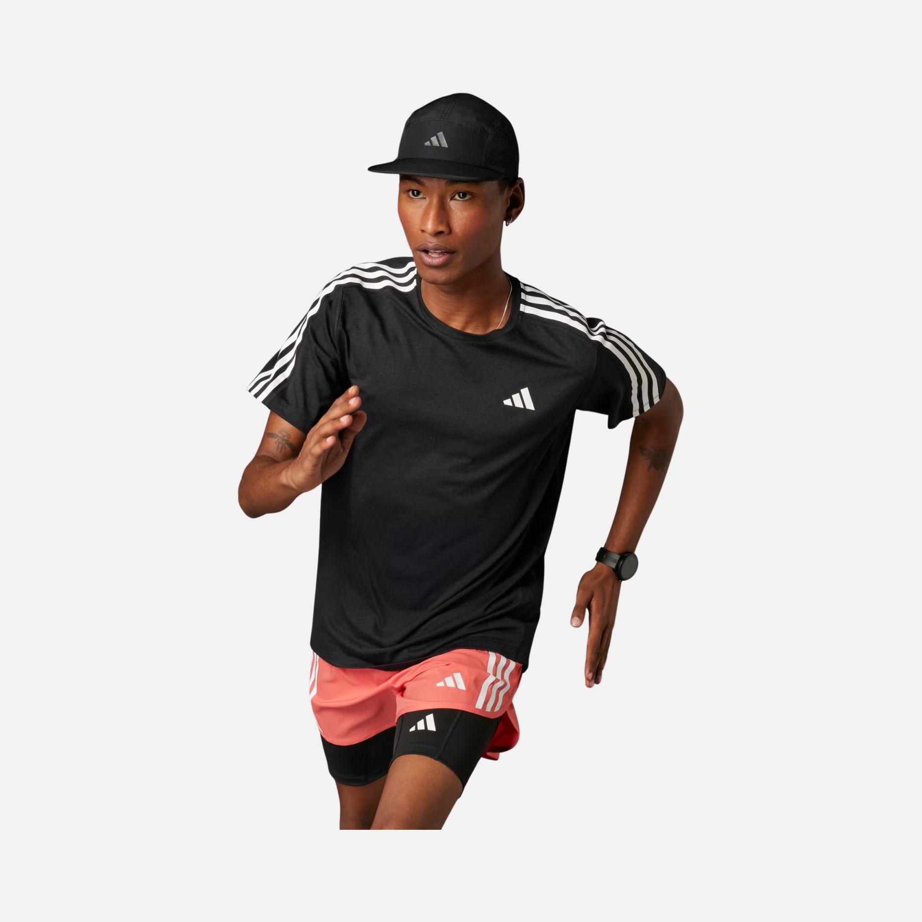 adidas Own the Run 3-Stripes Short-Sleeve Erkek Tişört