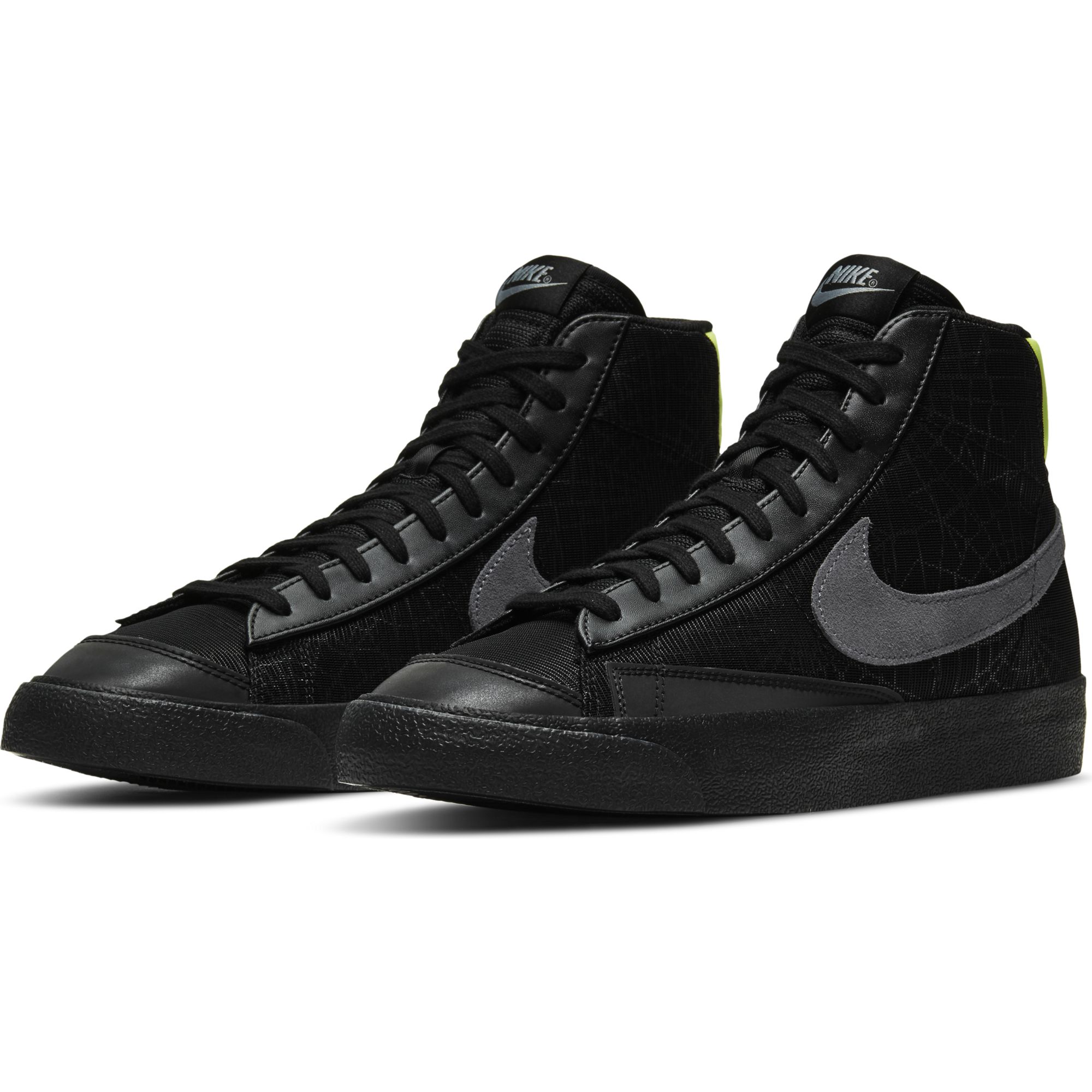 Nike Blazer Mid '77 Erkek Spor Ayakkabı