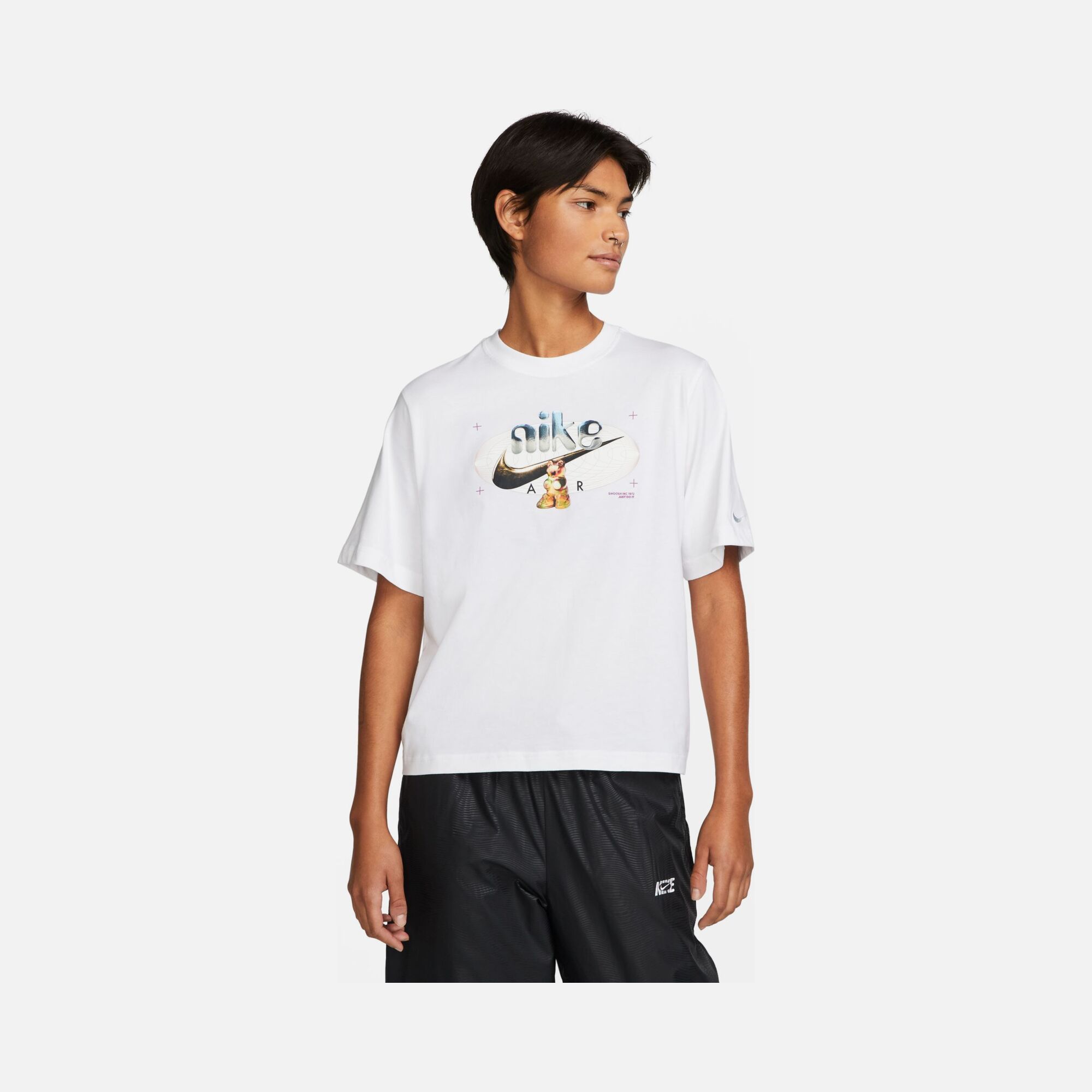 Nike Sportswear ''Jelly & Metallic Graphics'' 2 Boxy Short-Sleeve Kadın Tişört